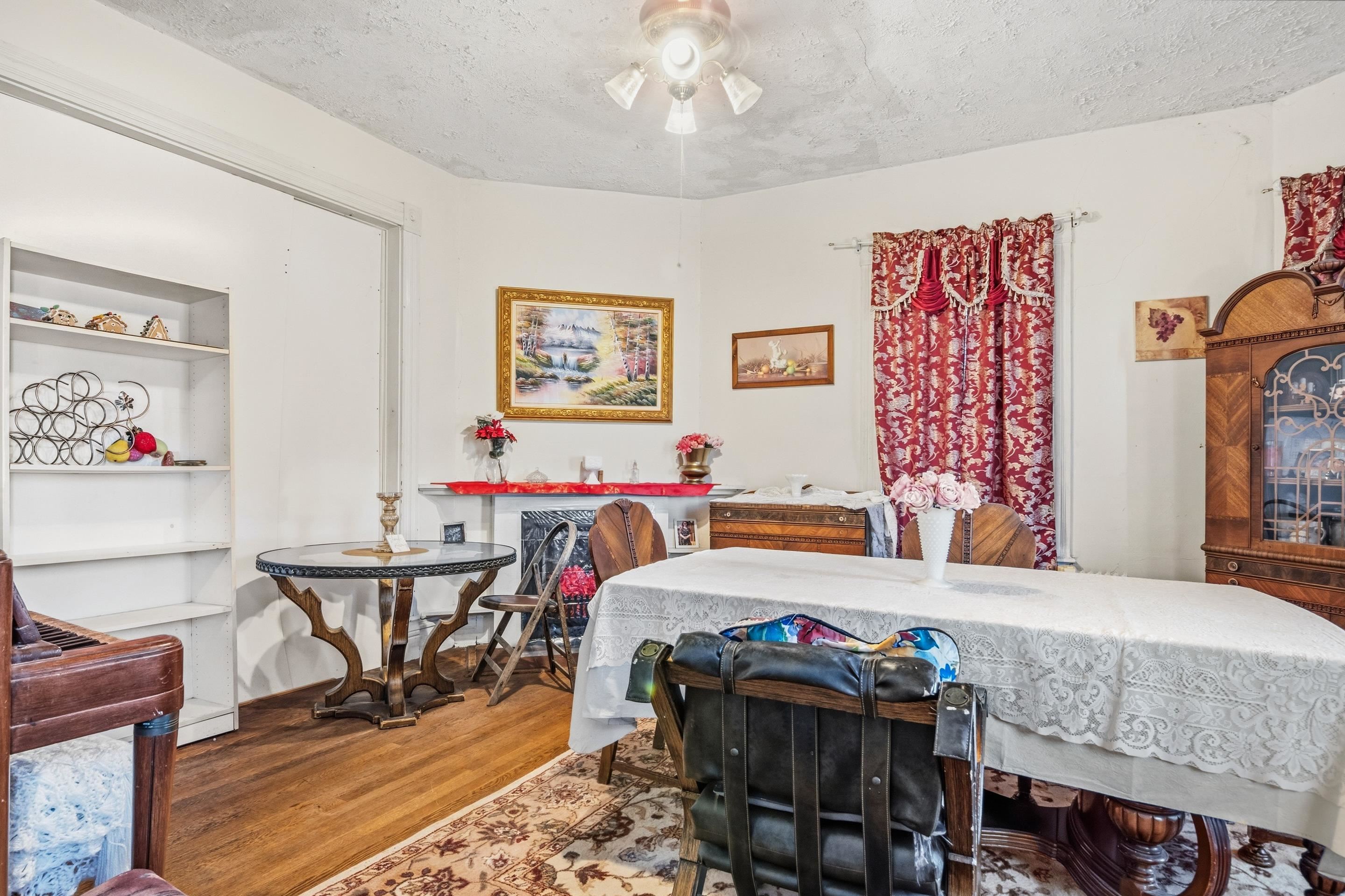 216 3rd Street Radford VA 24141