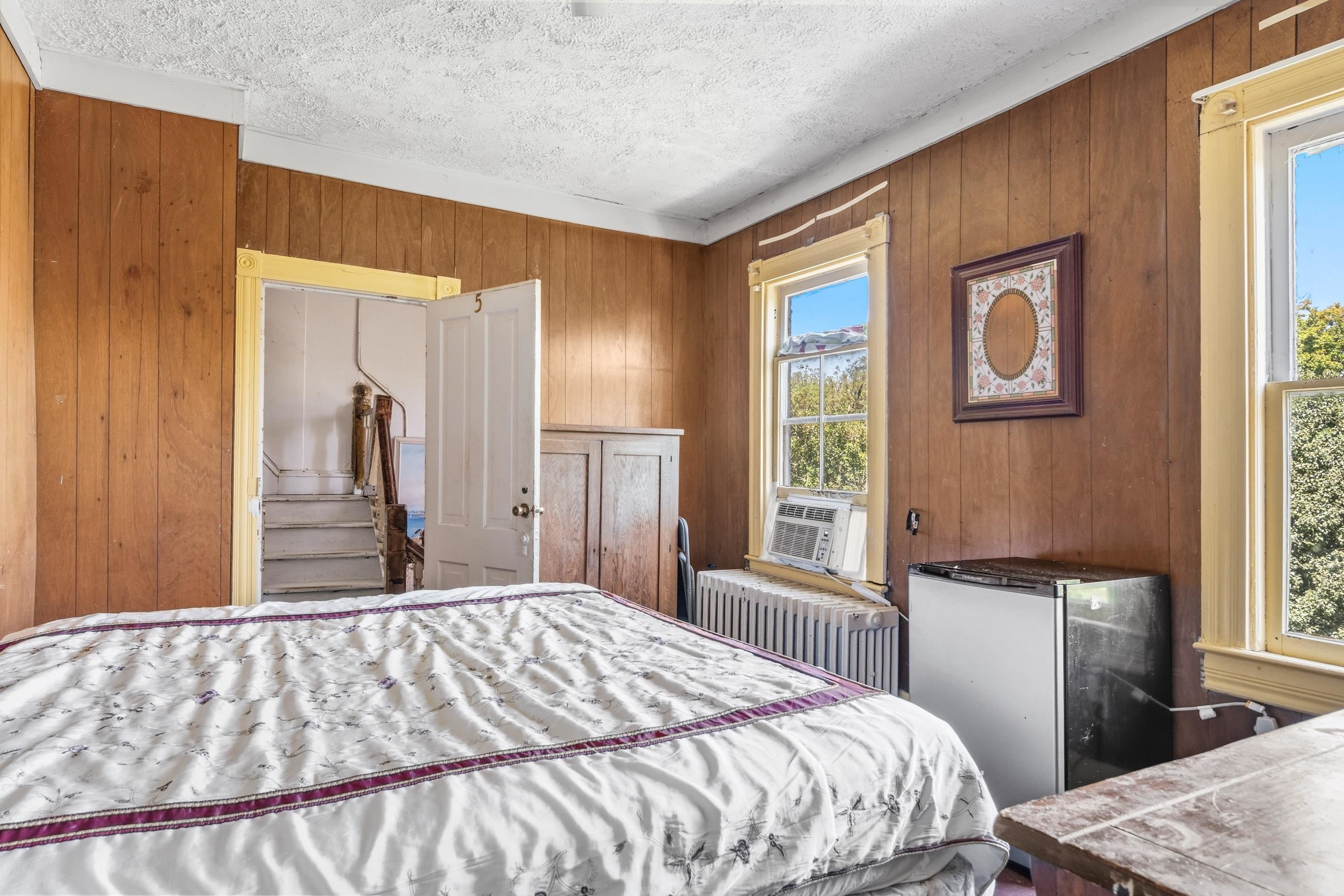 216 3rd Street Radford VA 24141