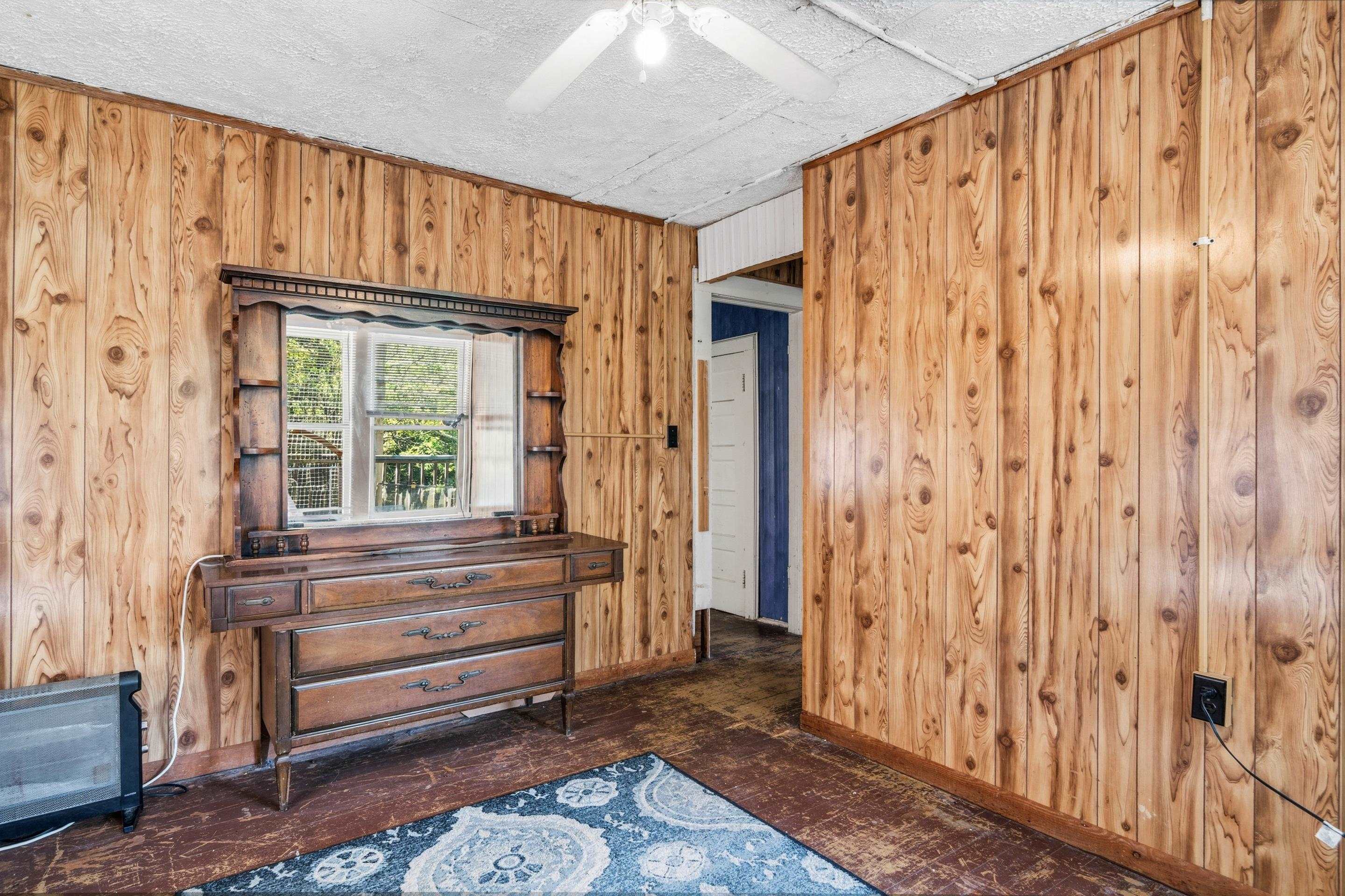 216 3rd Street Radford VA 24141