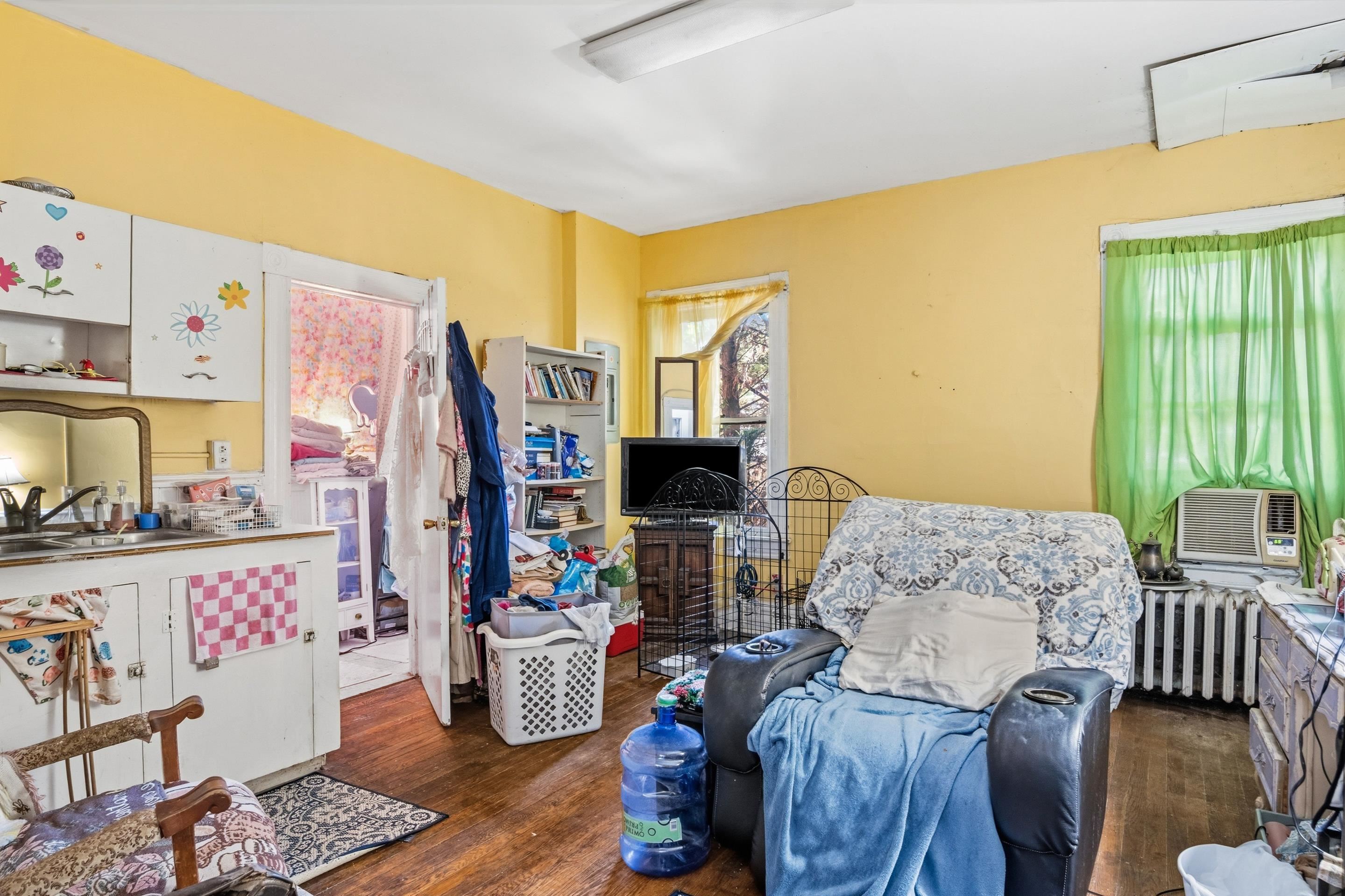 216 3rd Street Radford VA 24141