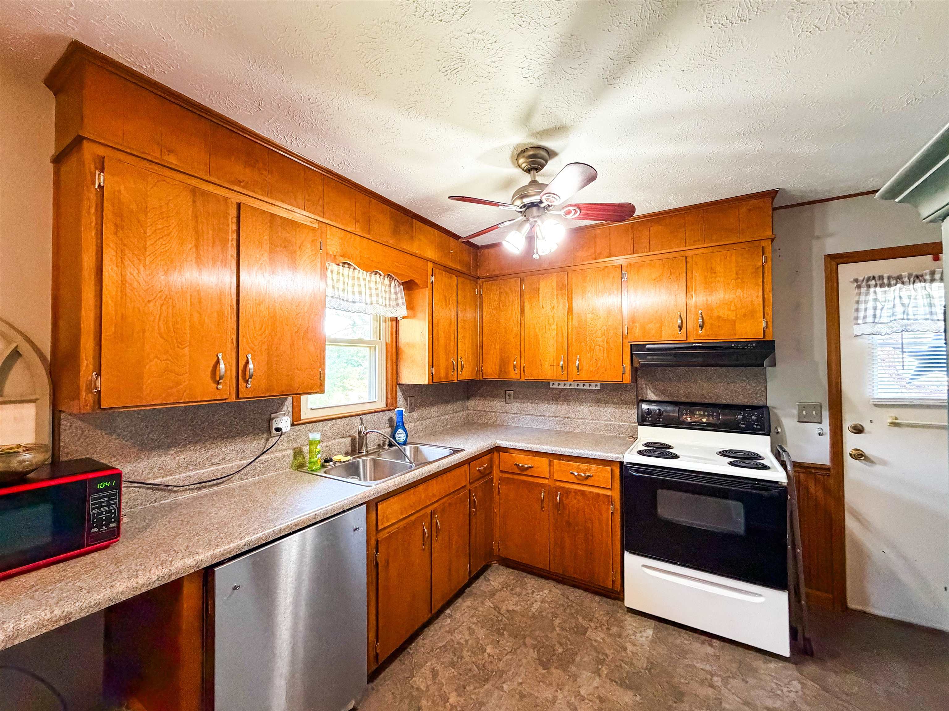 1365 Mahone Street Christiansburg VA 24073