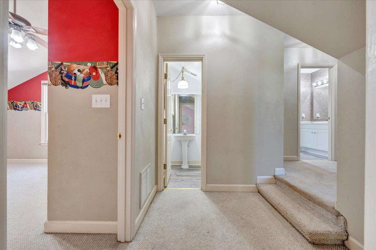 5539 Highfields Road Roanoke VA 24018