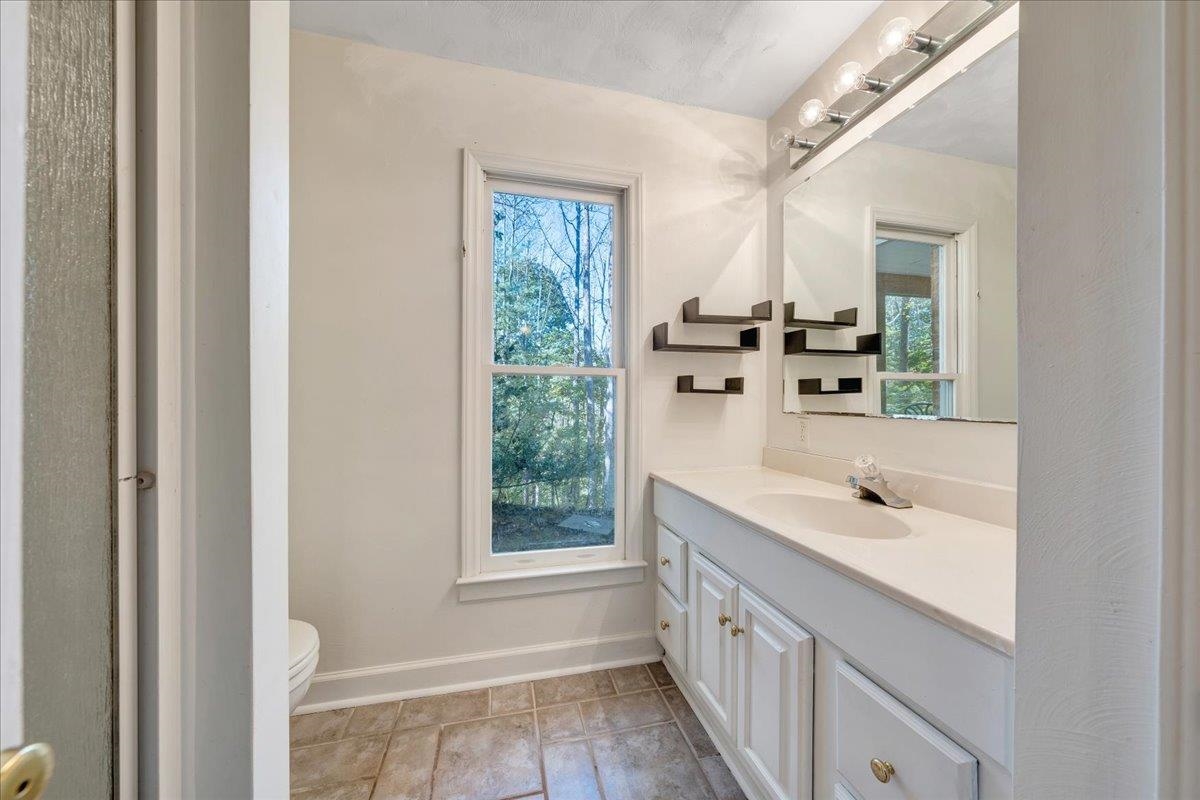 5539 Highfields Road Roanoke VA 24018