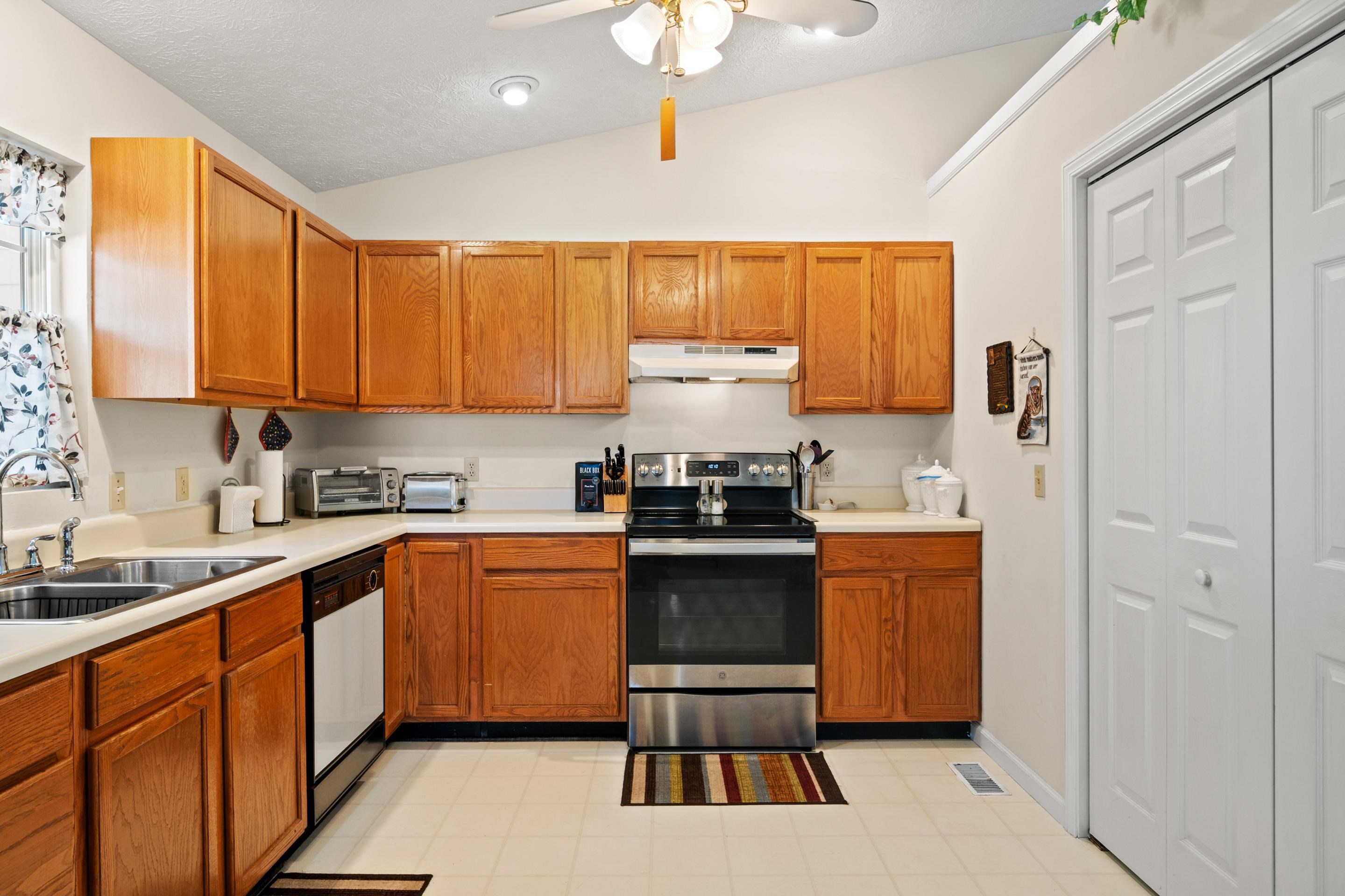 700 Warren Court Christiansburg VA 24073