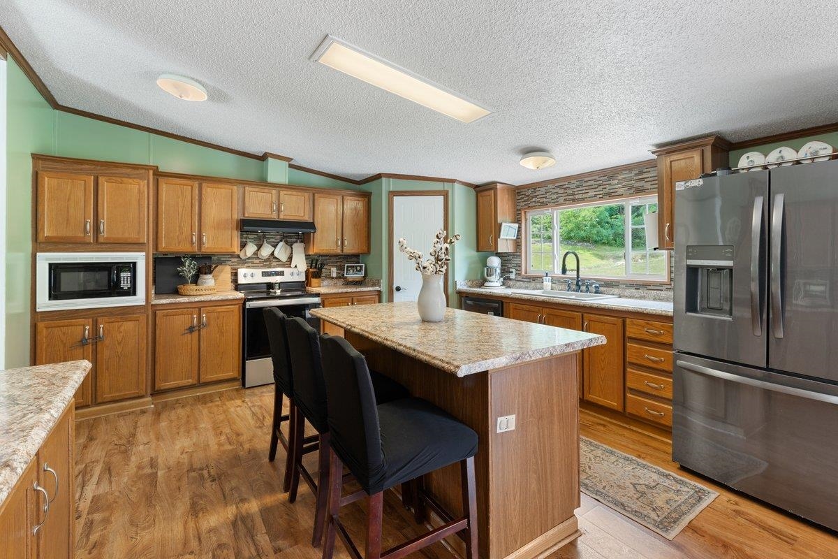 879 Cross Avenue Pearisburg VA 24134