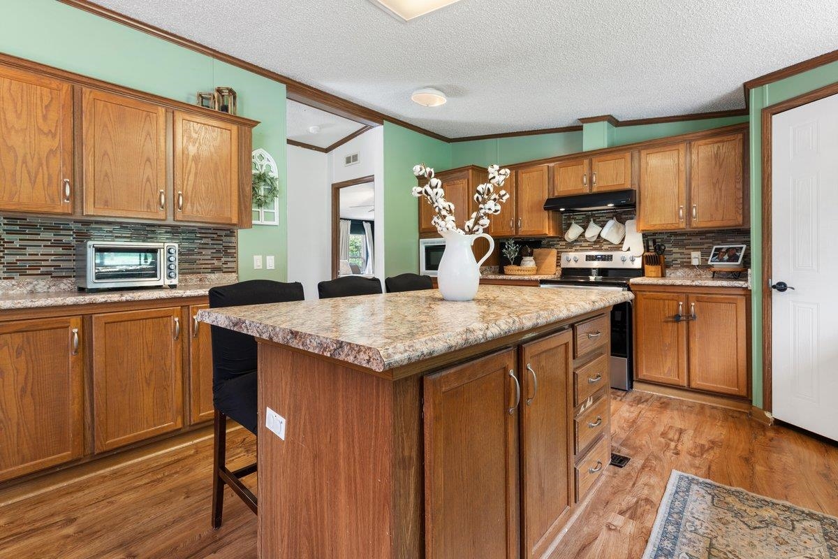 879 Cross Avenue Pearisburg VA 24134
