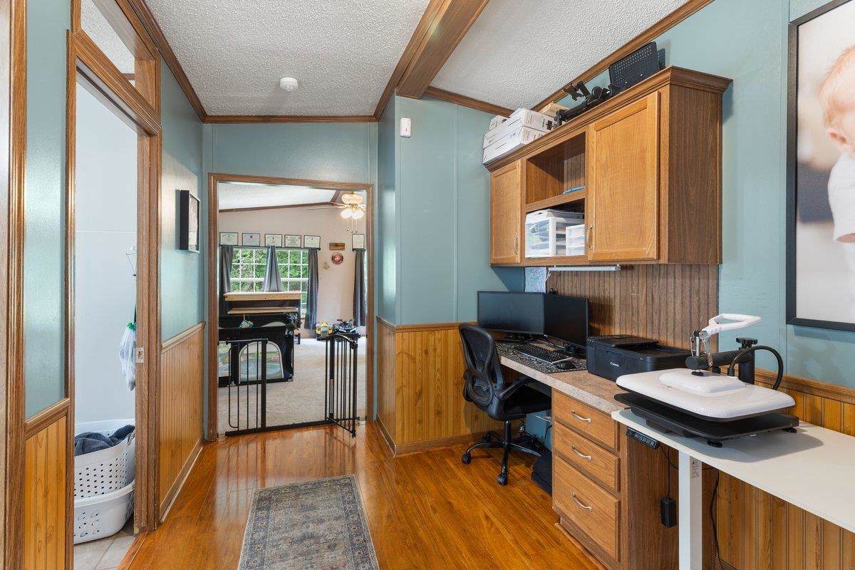 879 Cross Avenue Pearisburg VA 24134