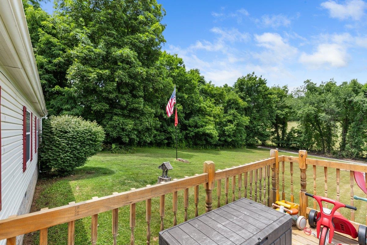 879 Cross Avenue Pearisburg VA 24134