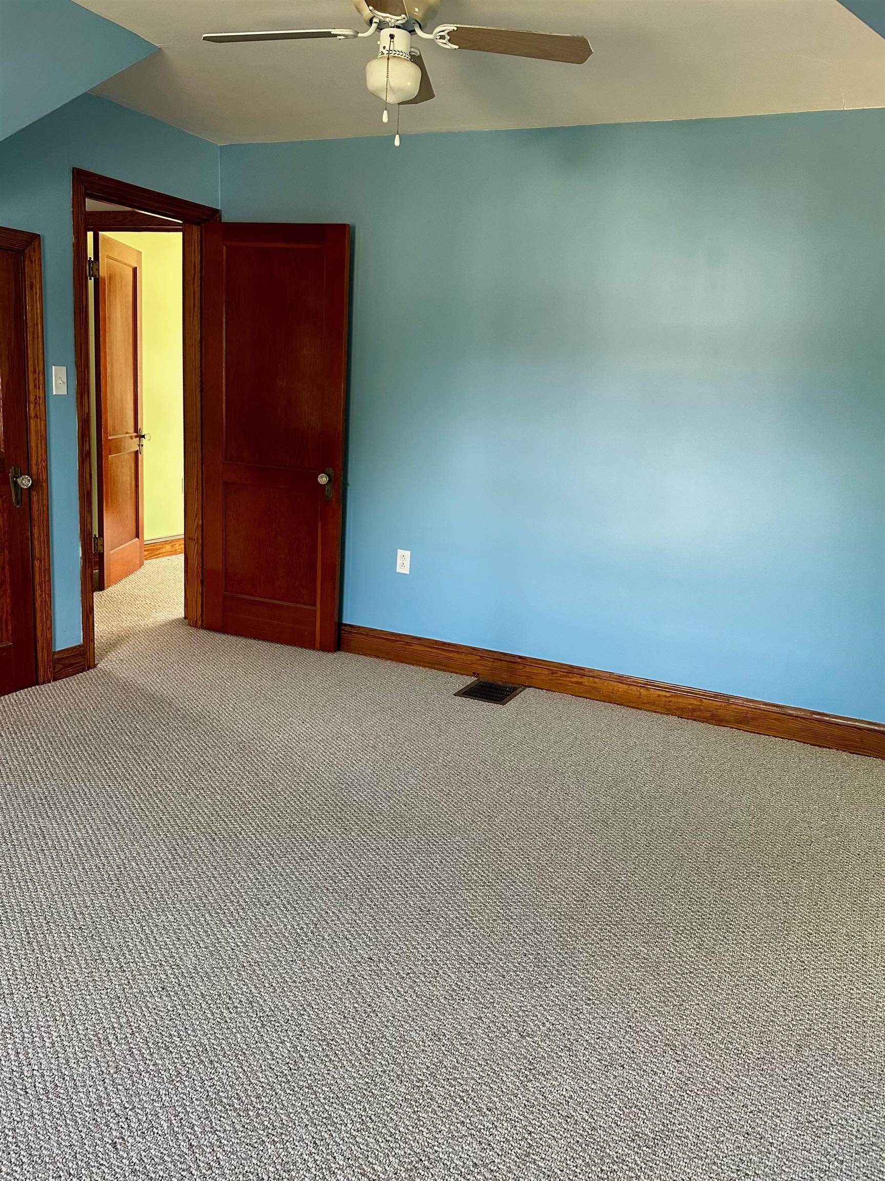 1010 Newbern Road Pulaski VA 24301