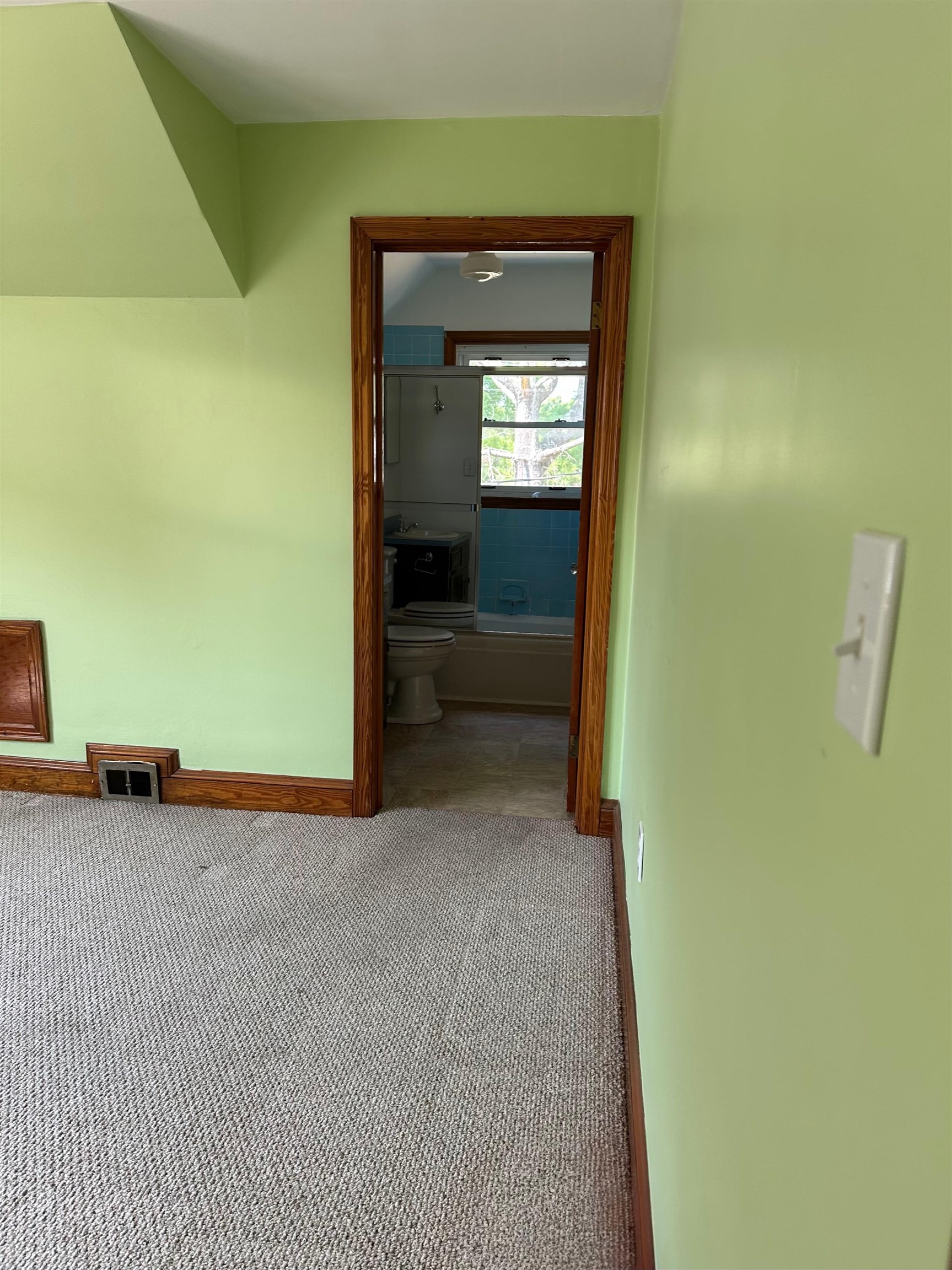1010 Newbern Road Pulaski VA 24301