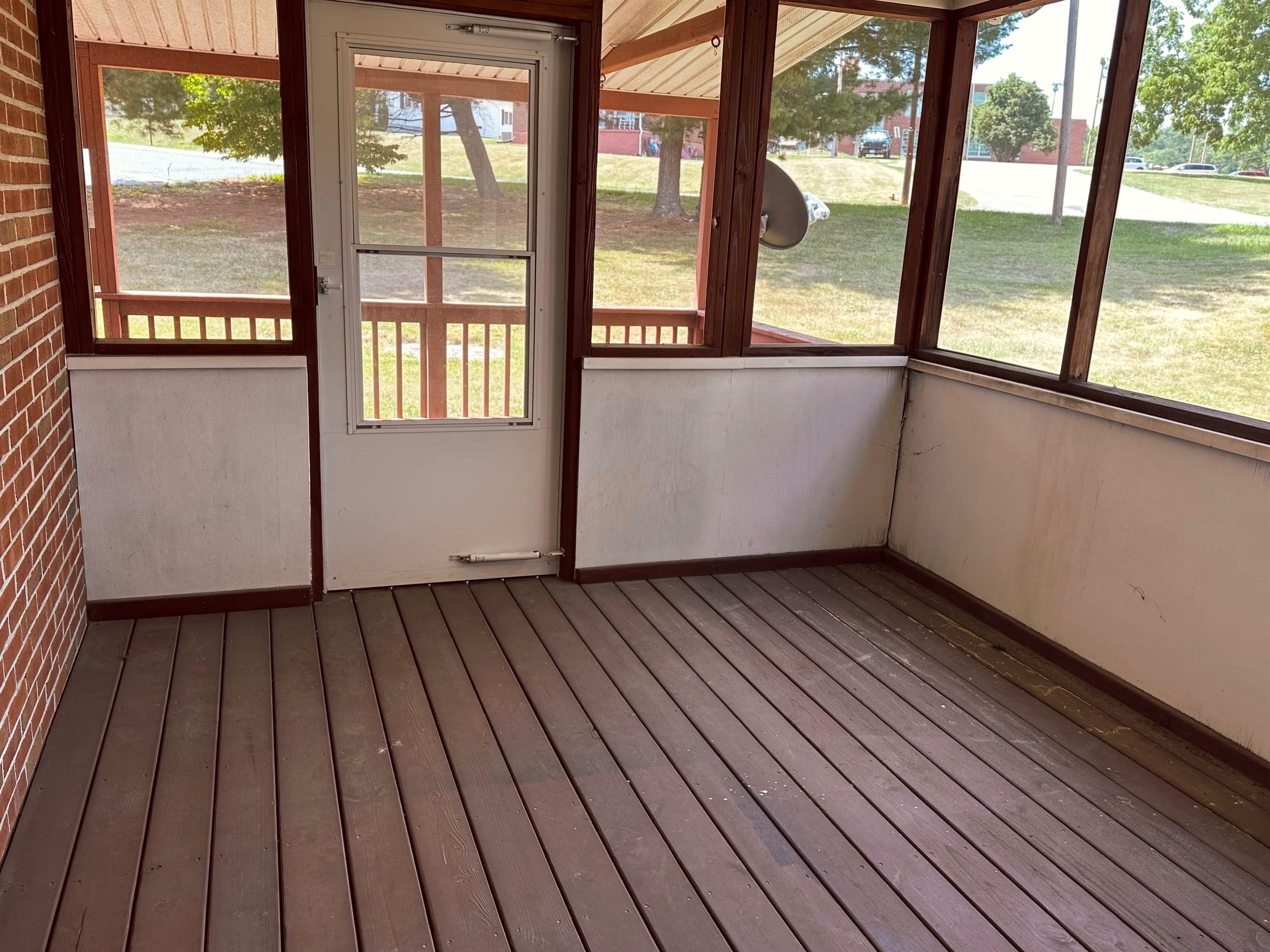 1010 Newbern Road Pulaski VA 24301