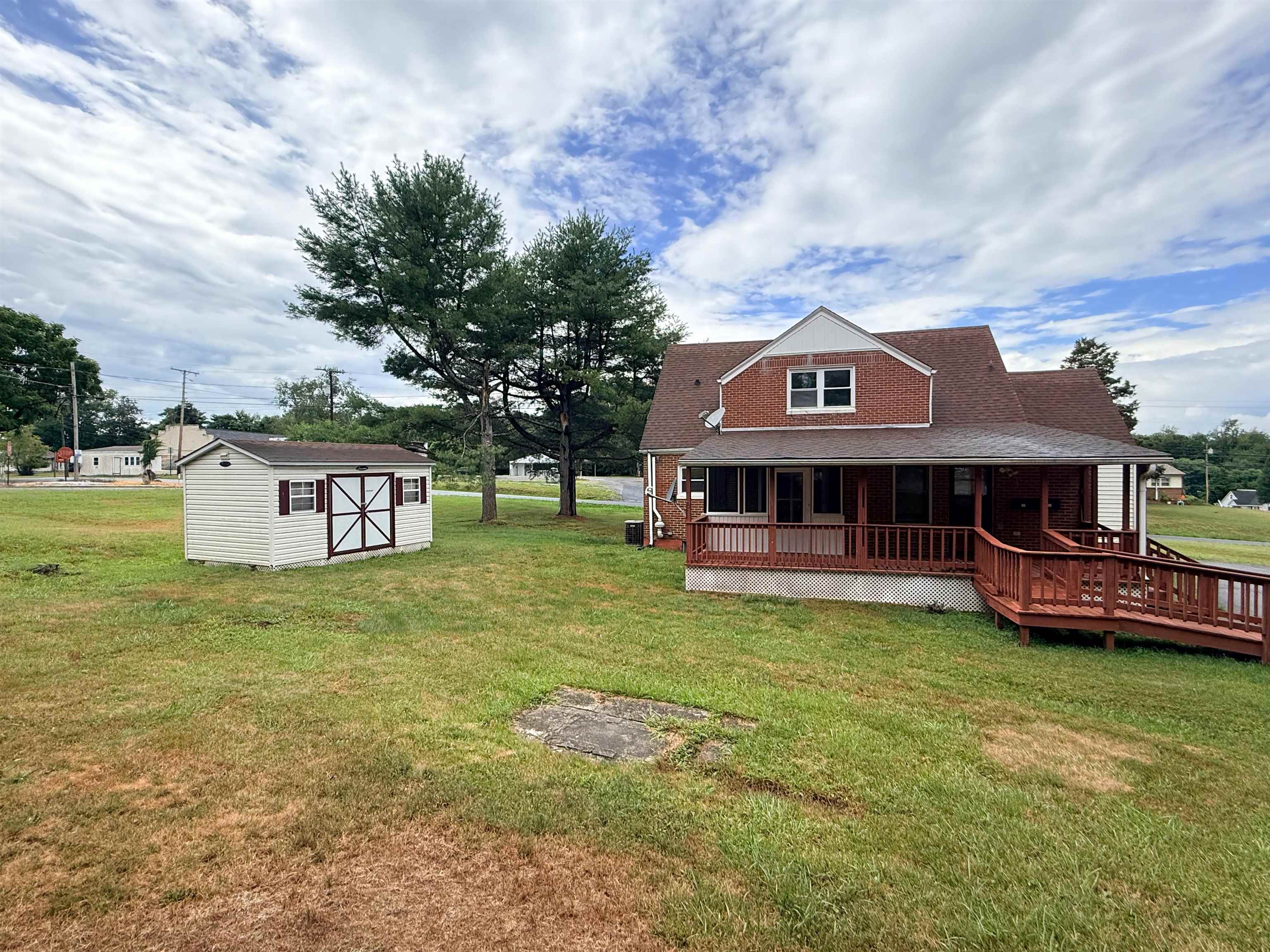 1010 Newbern Road Pulaski VA 24301