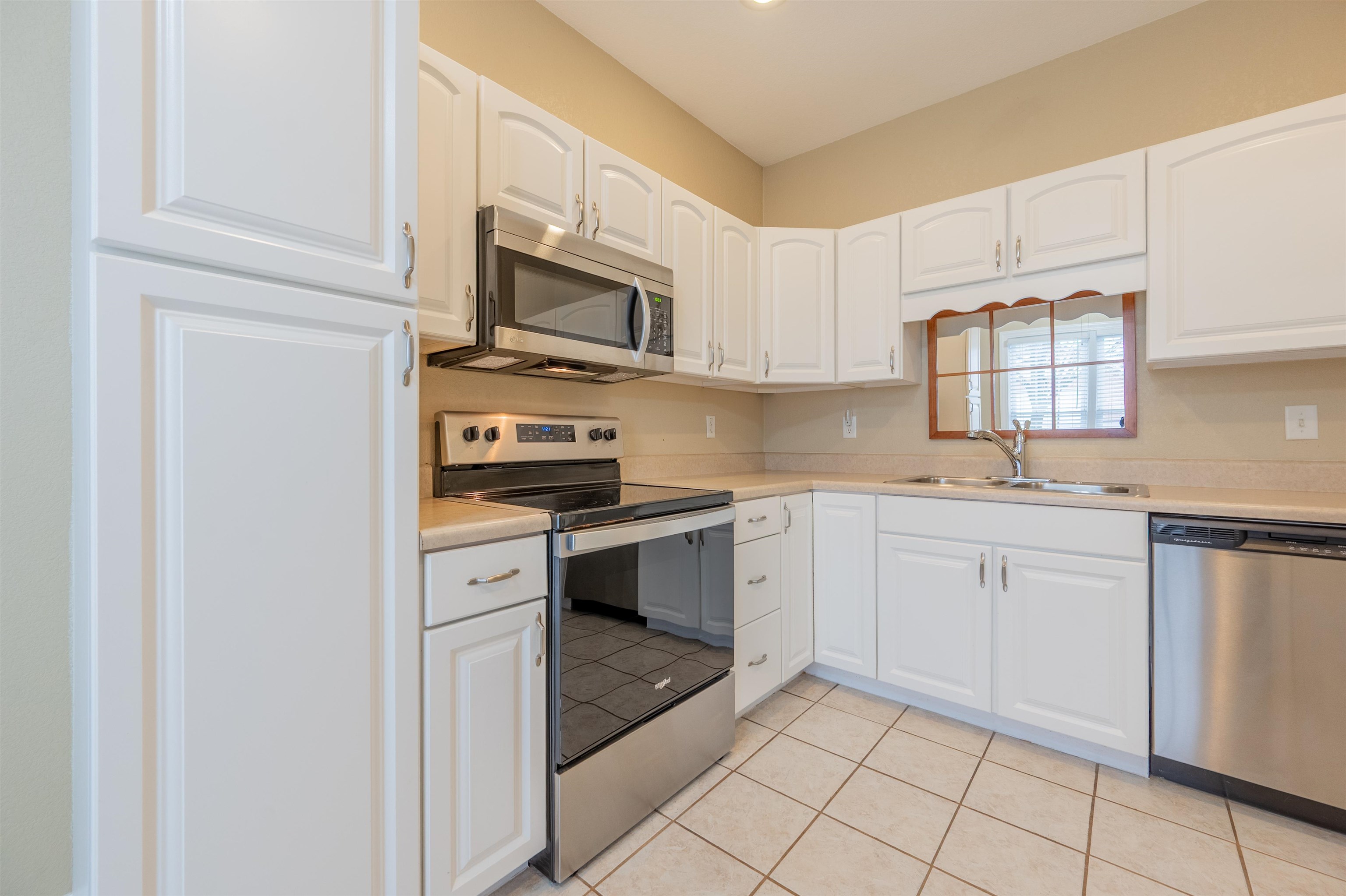 160 Windsong Lane Christiansburg VA 24073