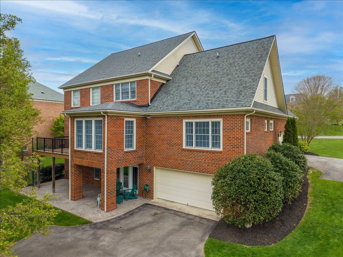 2201 Birch Leaf Lane Blacksburg VA 24060