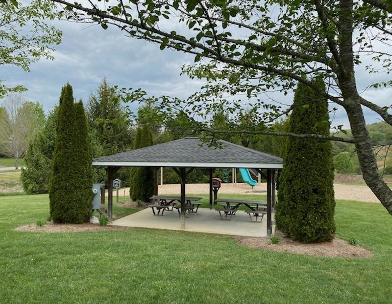 2201 Birch Leaf Lane Blacksburg VA 24060