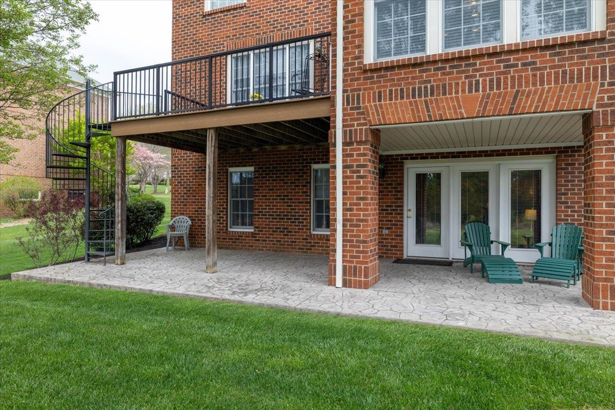 2201 Birch Leaf Lane Blacksburg VA 24060