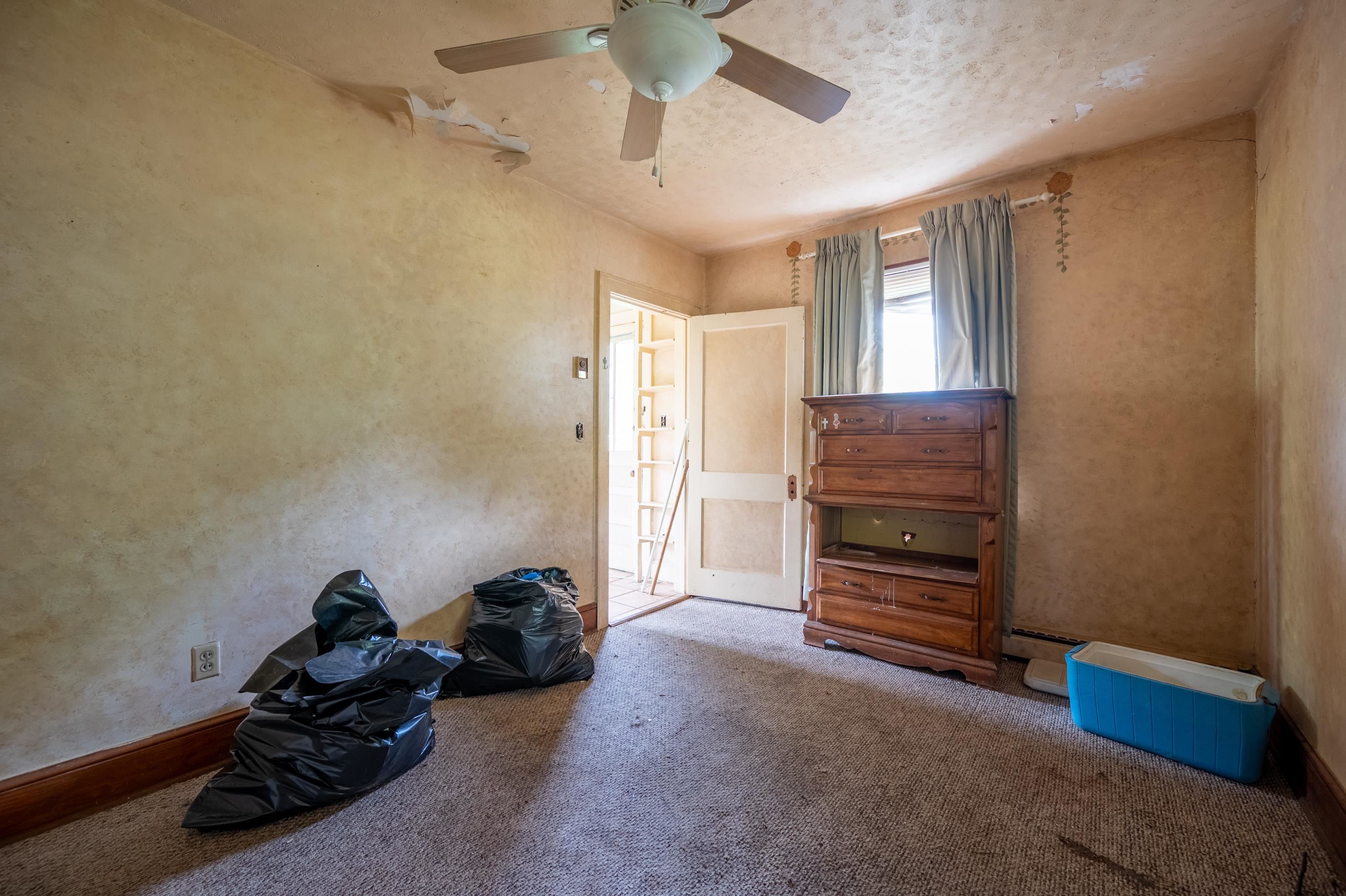 15 4th Street SE Pulaski VA 24301