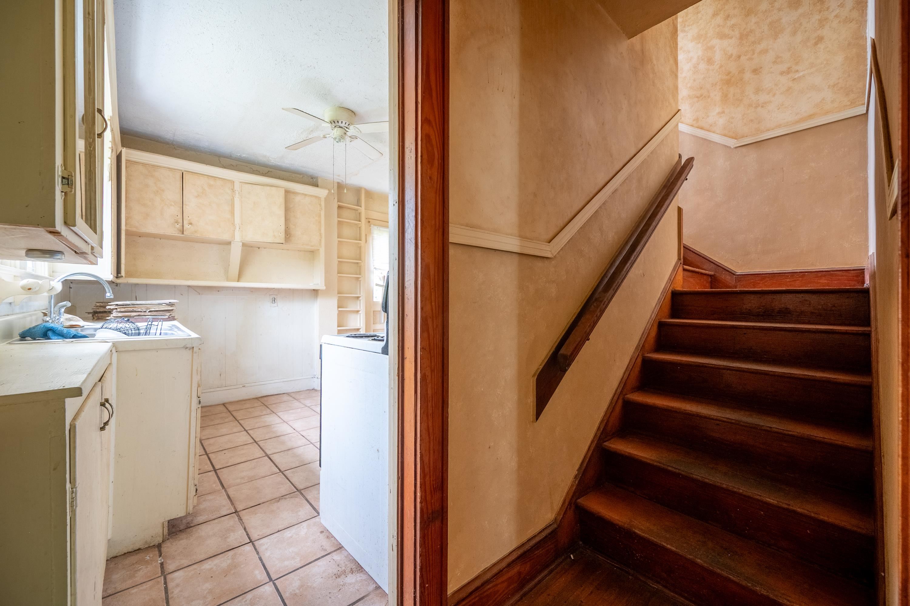 15 4th Street SE Pulaski VA 24301