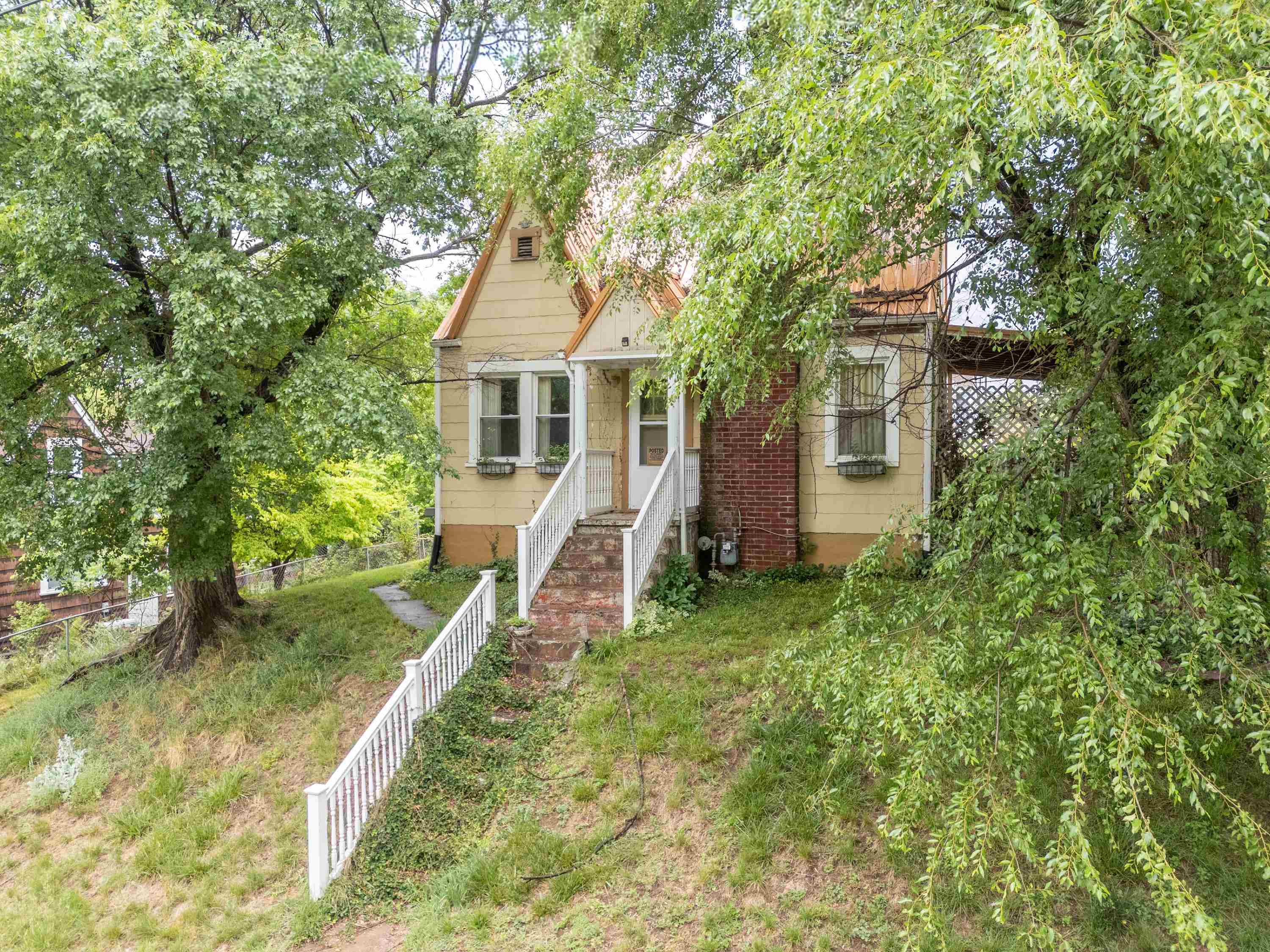 15 4th Street SE Pulaski VA 24301