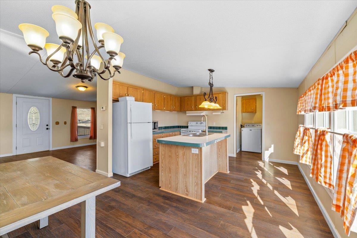 4993 Pearl Street Pulaski VA 24301