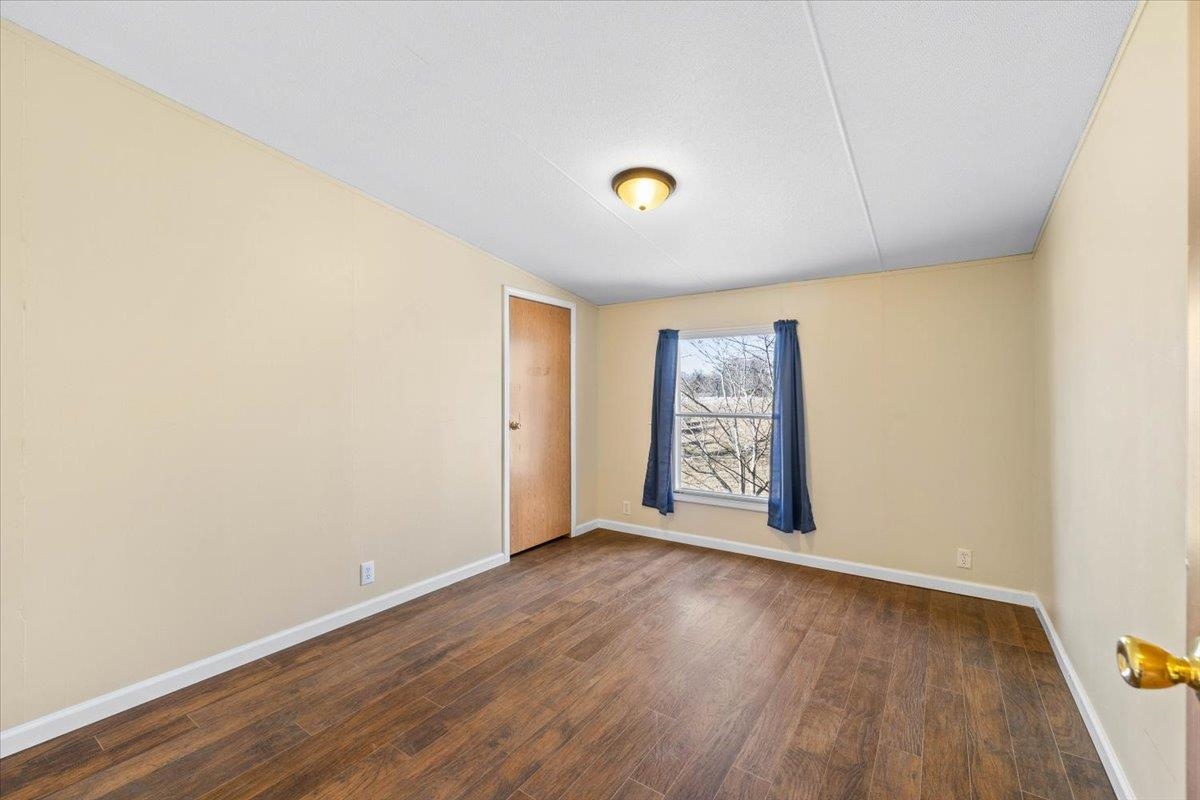 4993 Pearl Street Pulaski VA 24301