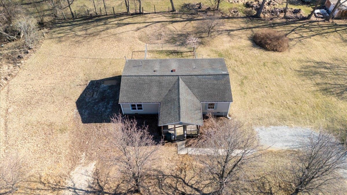 4993 Pearl Street Pulaski VA 24301