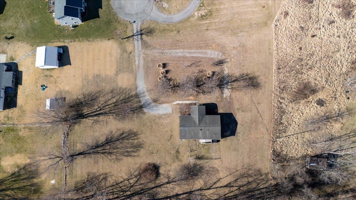 4993 Pearl Street Pulaski VA 24301