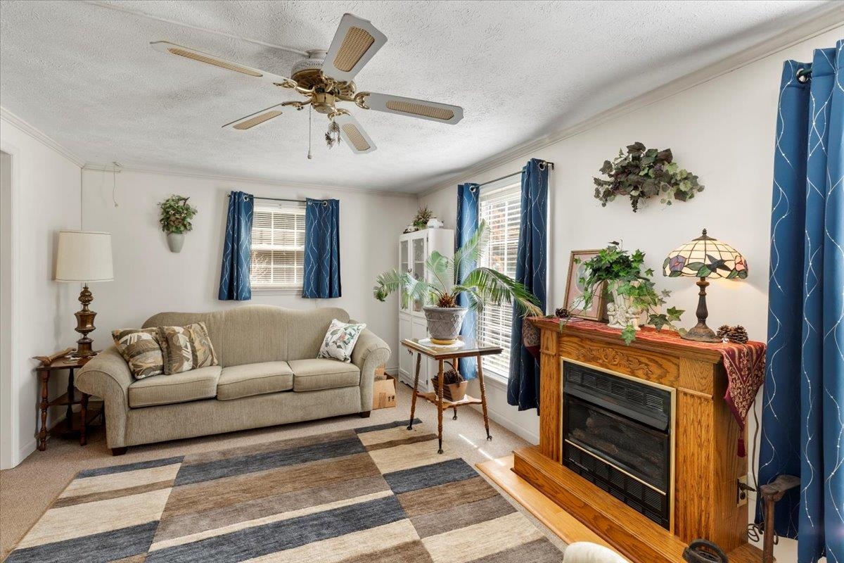 2012 Huffville Road Pilot VA 24138