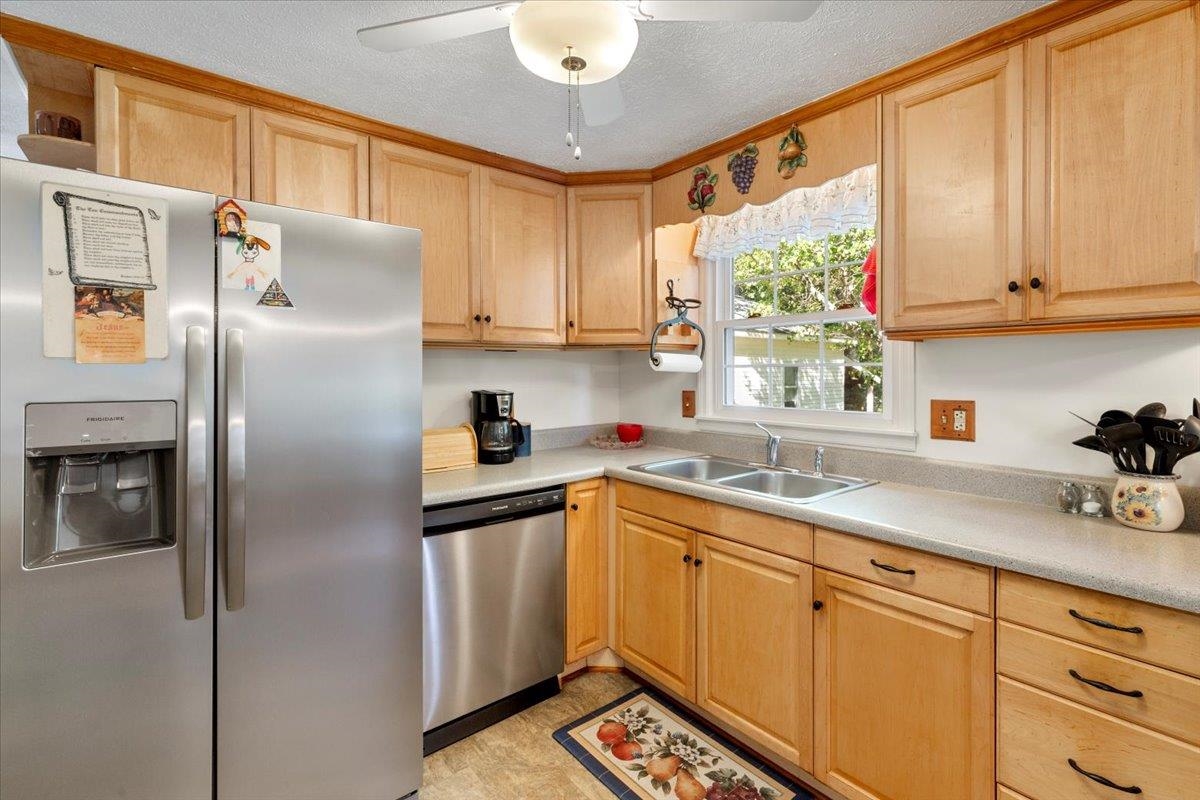 2012 Huffville Road Pilot VA 24138