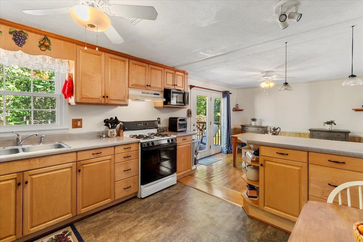 2012 Huffville Road Pilot VA 24138