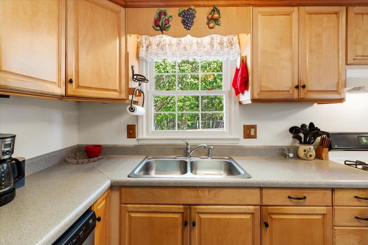 2012 Huffville Road Pilot VA 24138