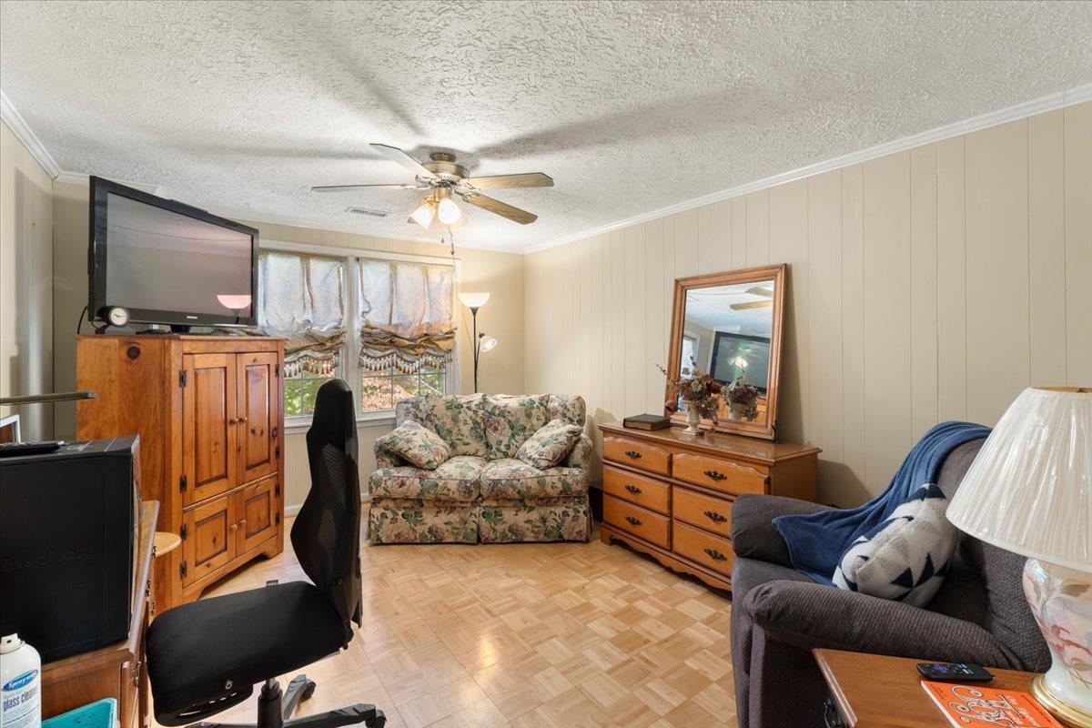 2012 Huffville Road Pilot VA 24138