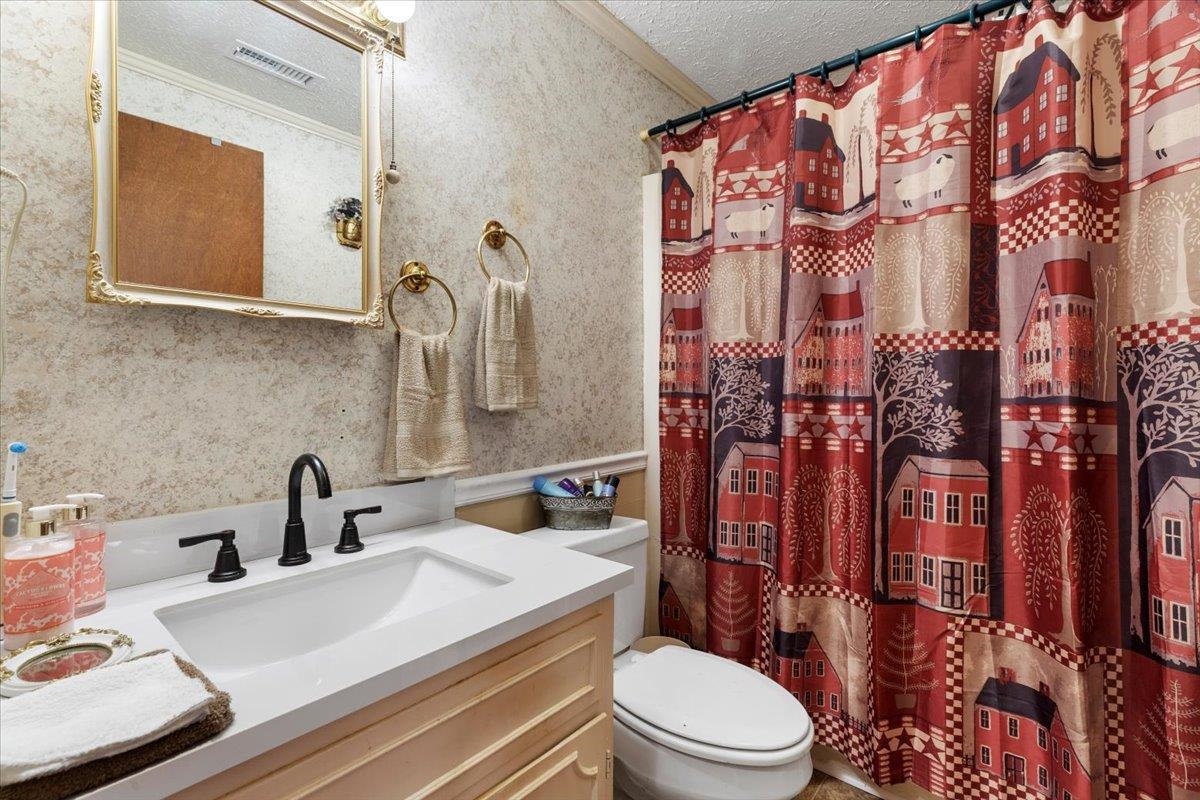 2012 Huffville Road Pilot VA 24138