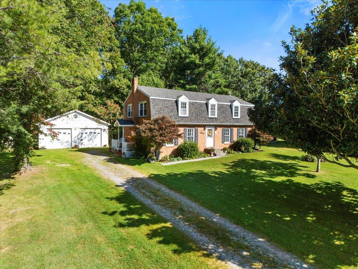 2012 Huffville Road Pilot VA 24138
