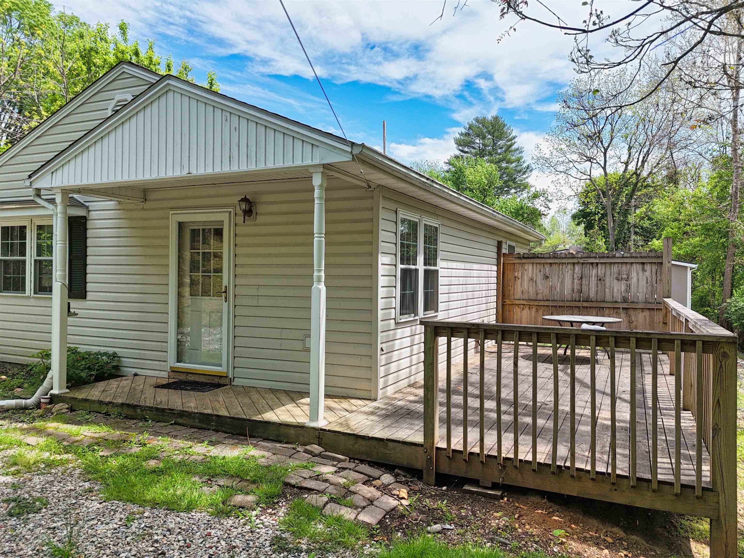 705 Seventh Street Radford VA 24141
