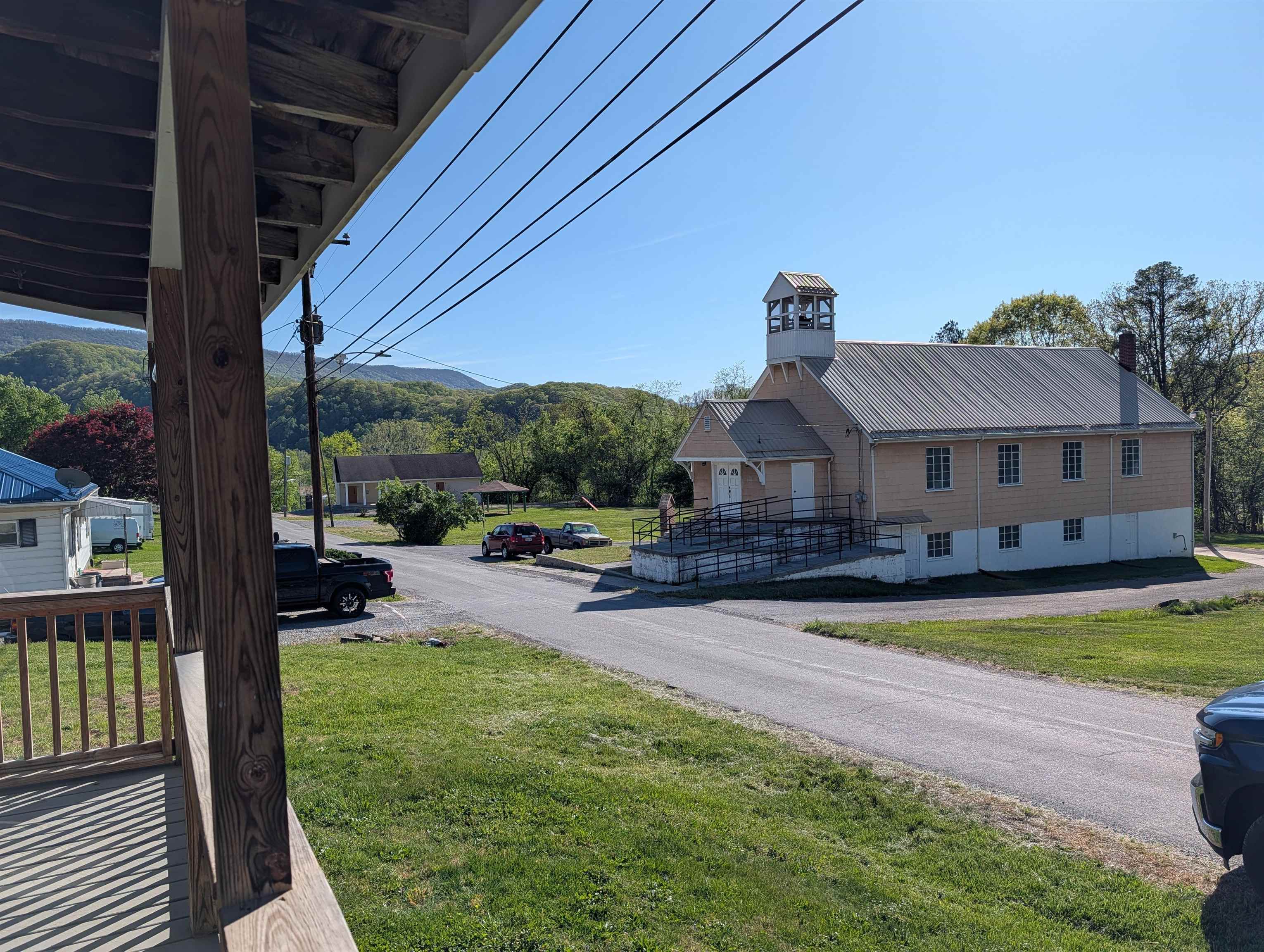 218 Church Street Rich Creek VA 24147