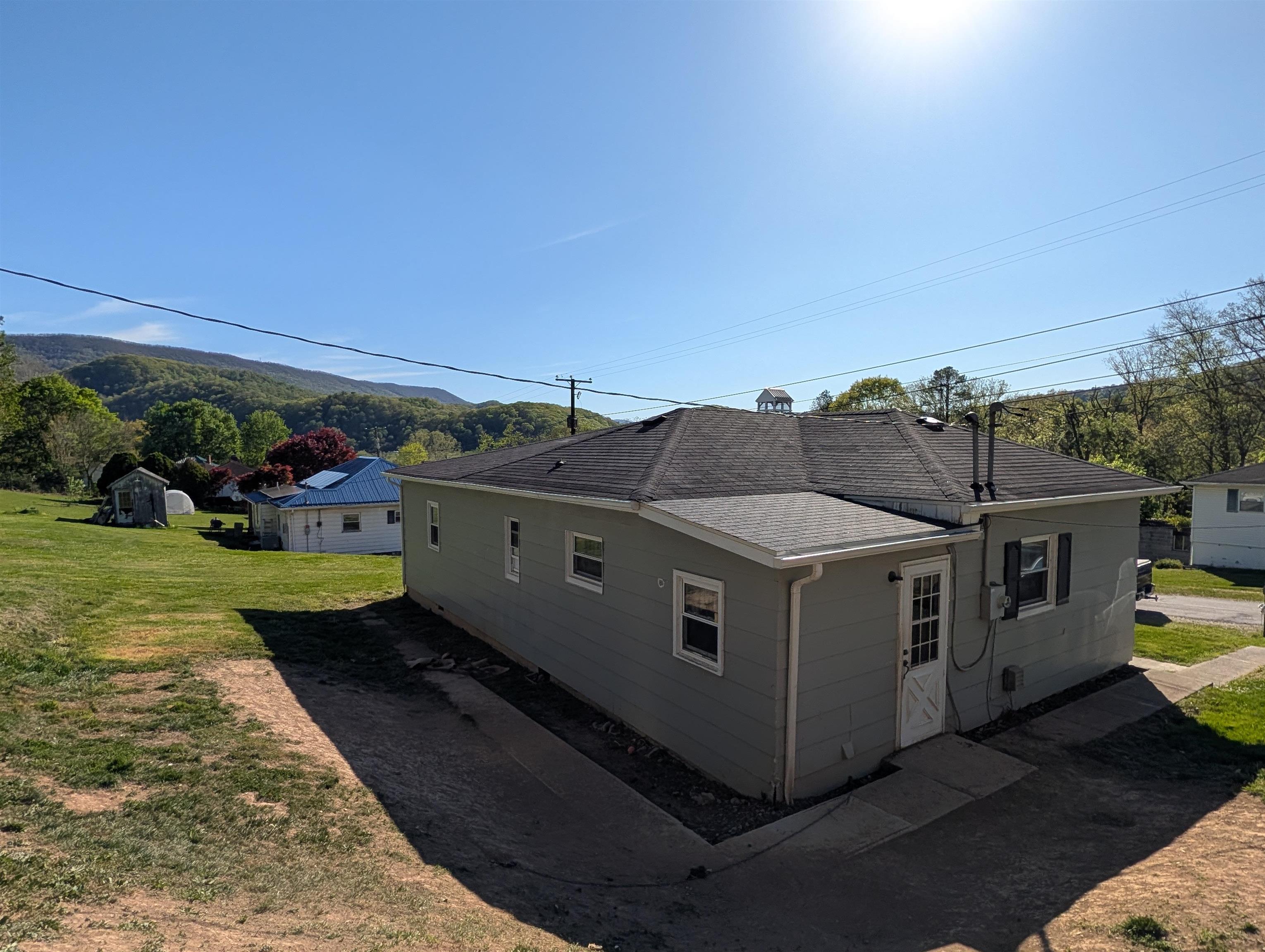 218 Church Street Rich Creek VA 24147
