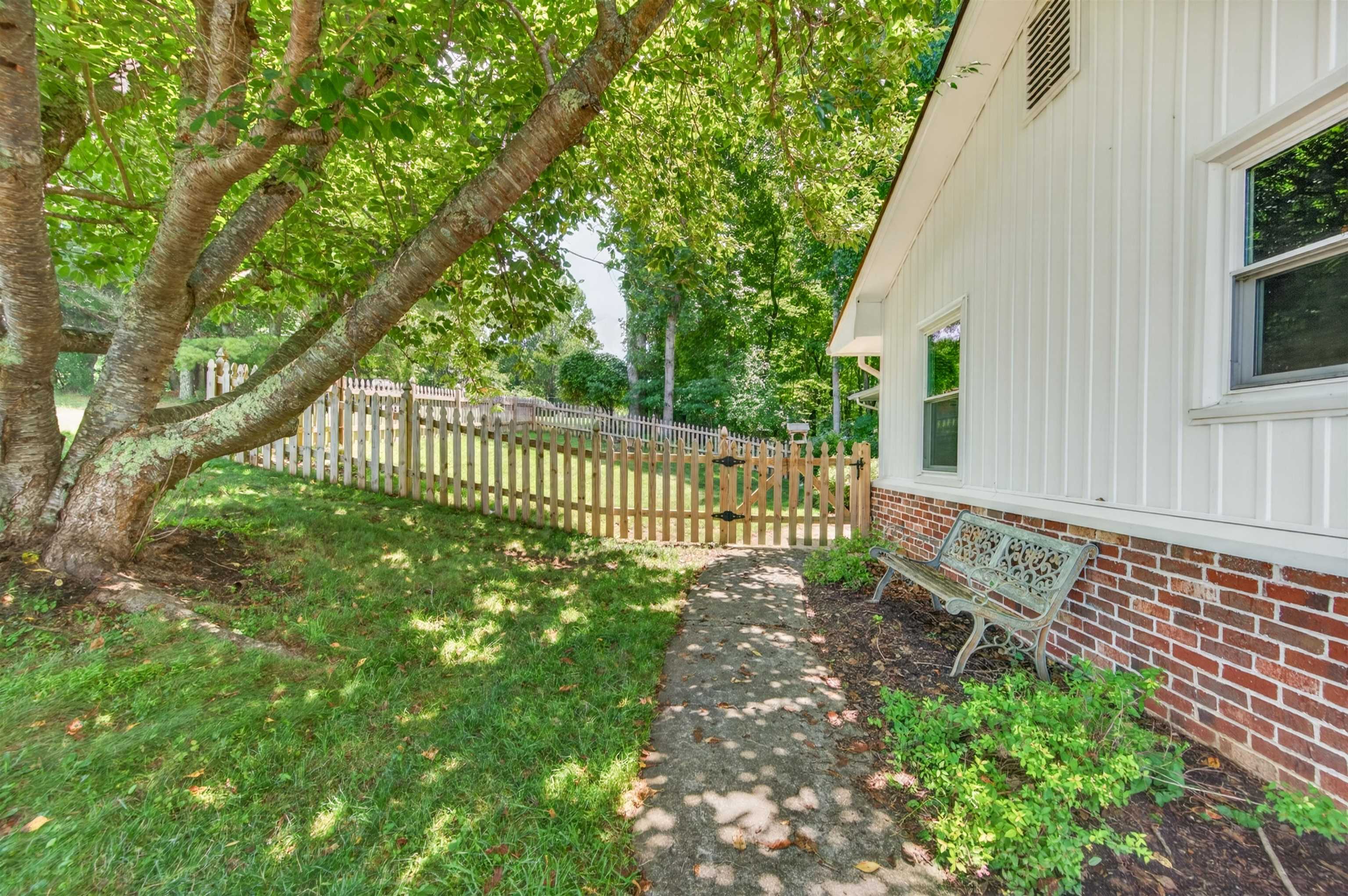 265 Penn Road NW Floyd VA 24091