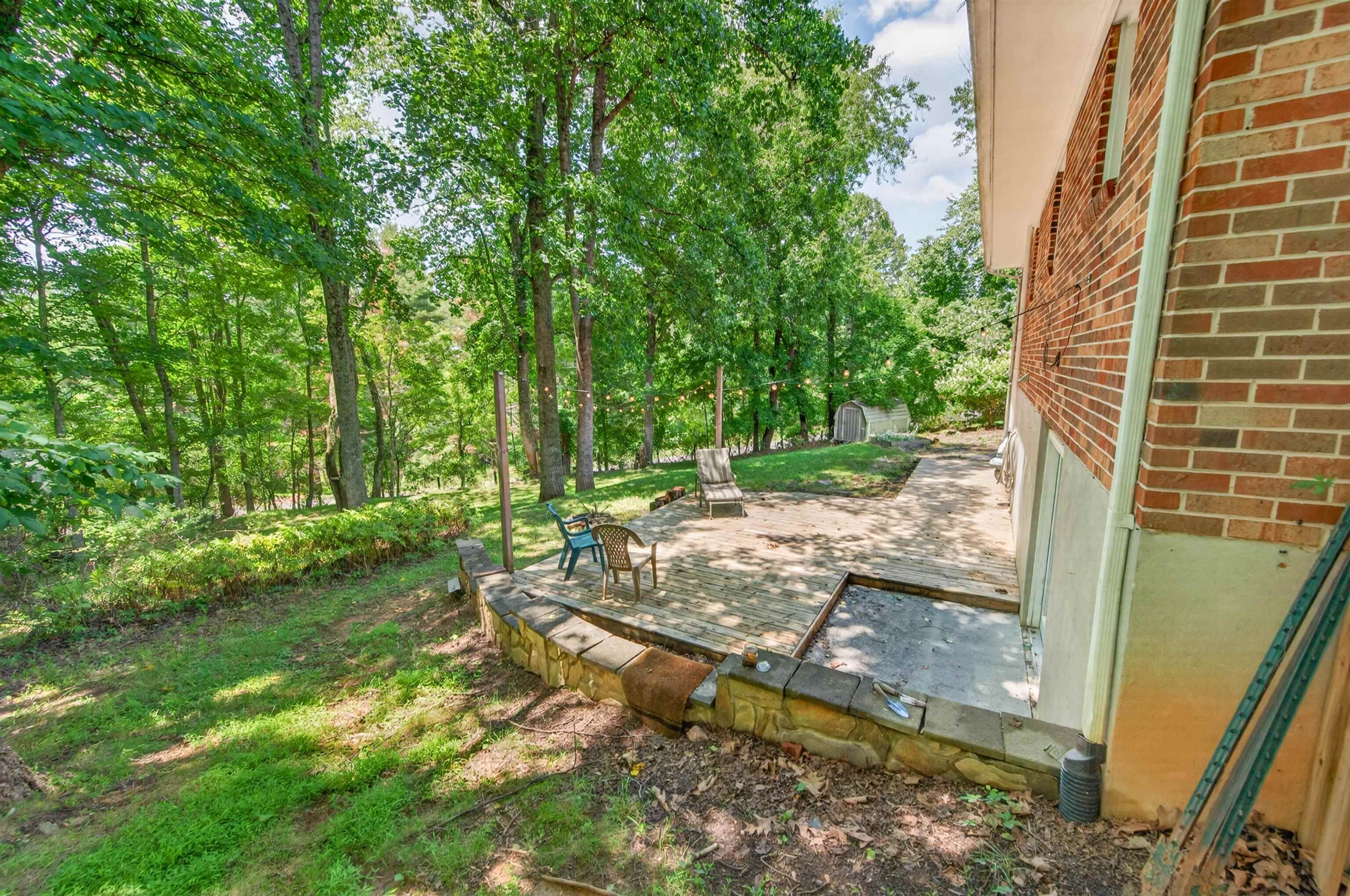 265 Penn Road NW Floyd VA 24091