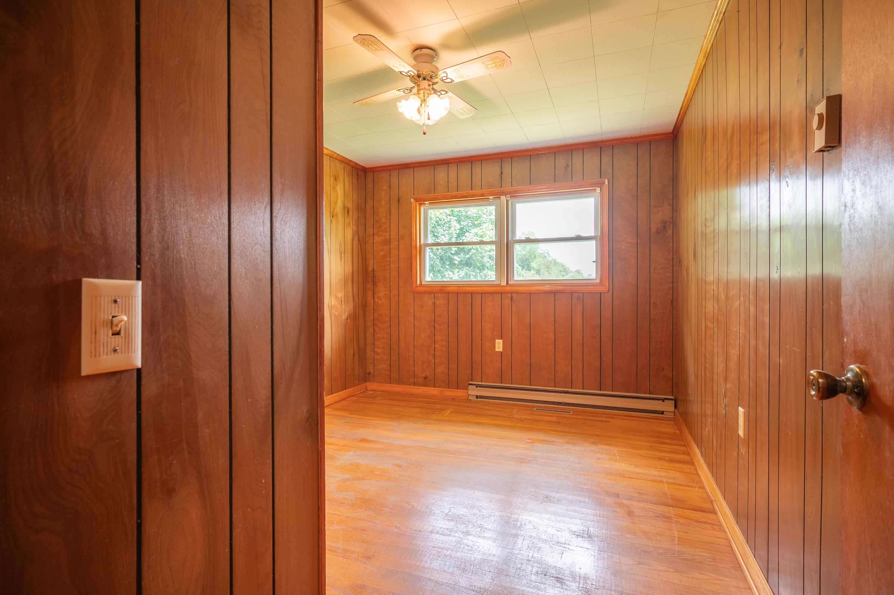 9656 E Blue Grass Trail Bland VA 24315