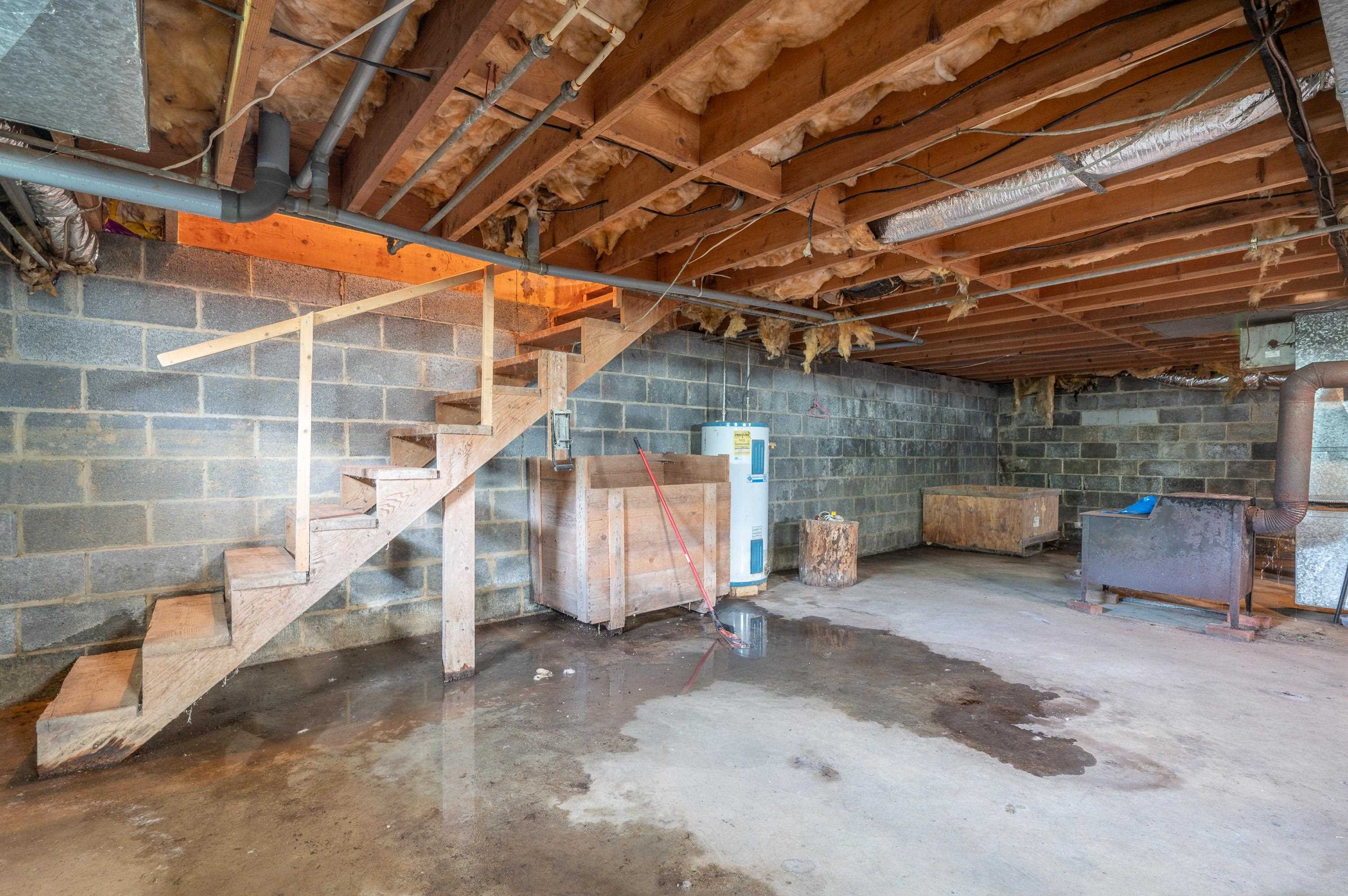 9656 E Blue Grass Trail Bland VA 24315