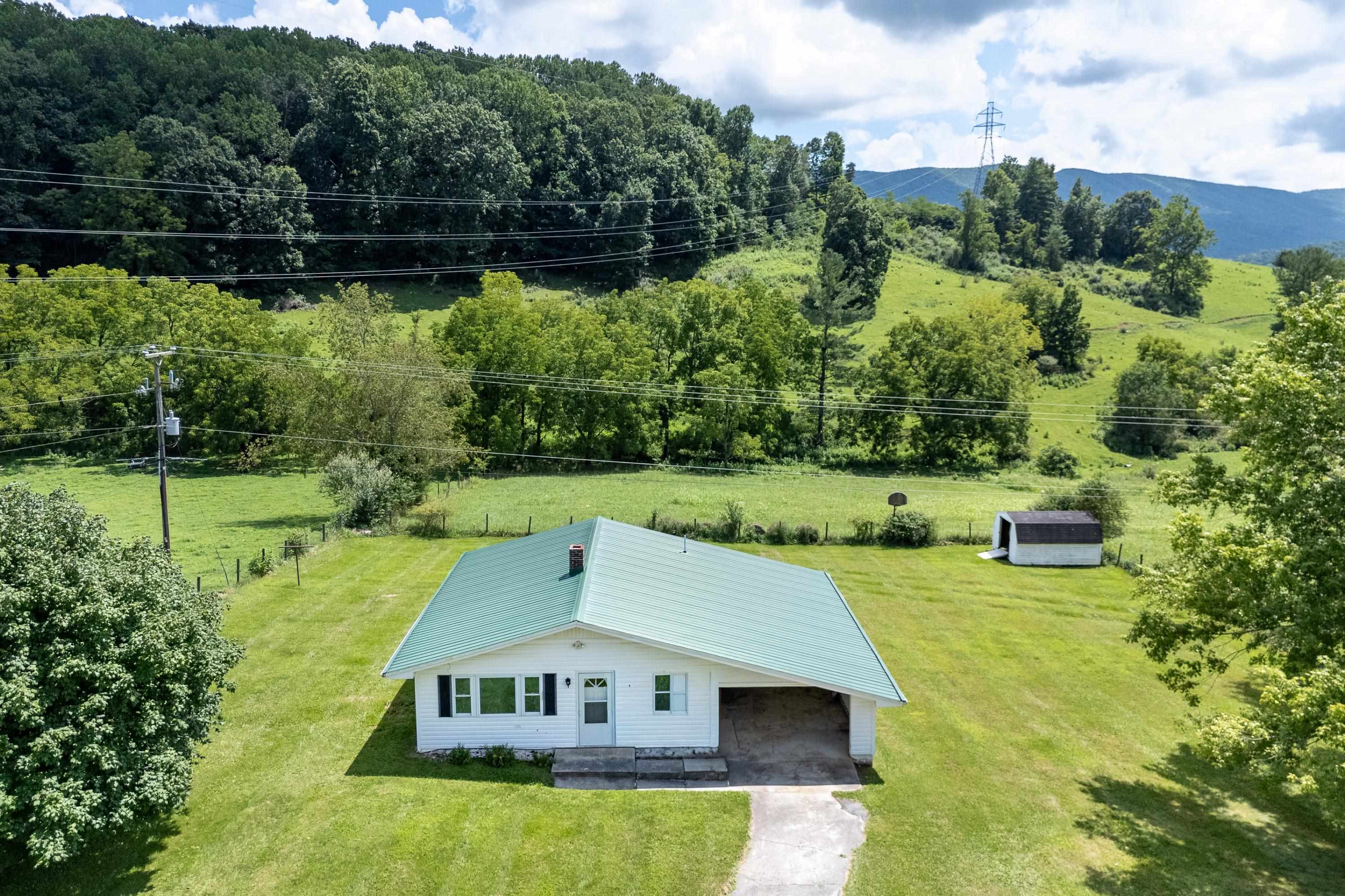 9656 E Blue Grass Trail Bland VA 24315