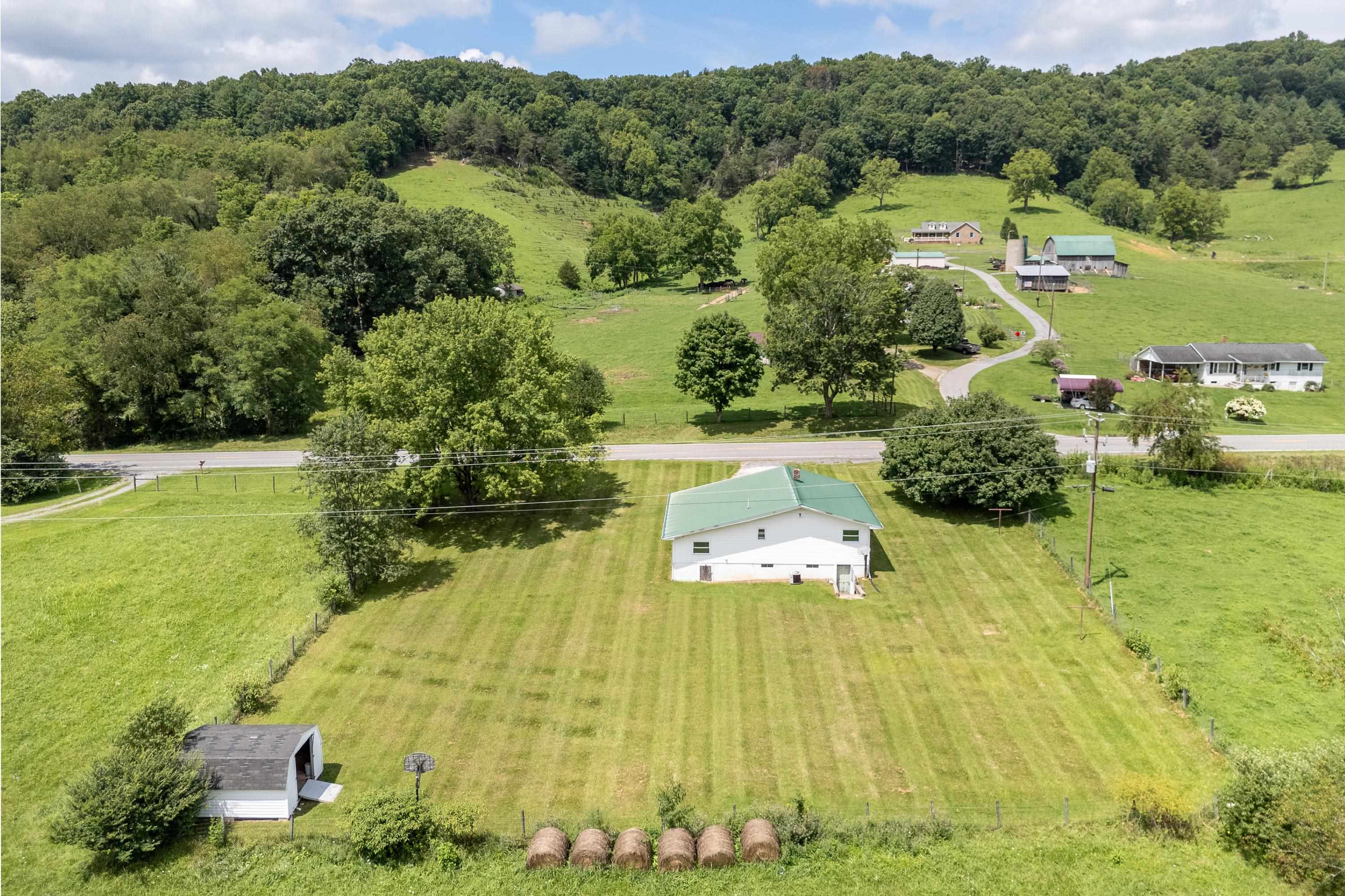 9656 E Blue Grass Trail Bland VA 24315