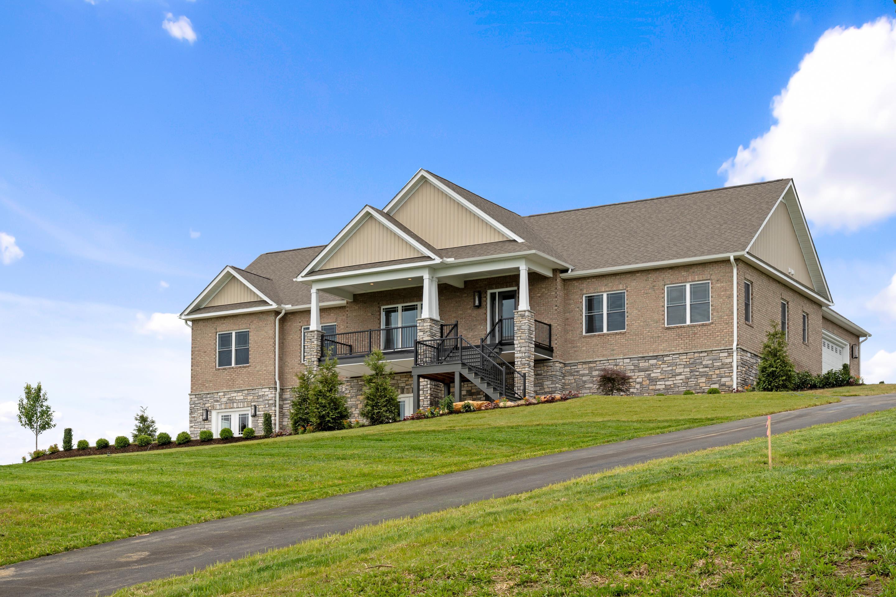 2130 Peakland Way Christiansburg VA 24073
