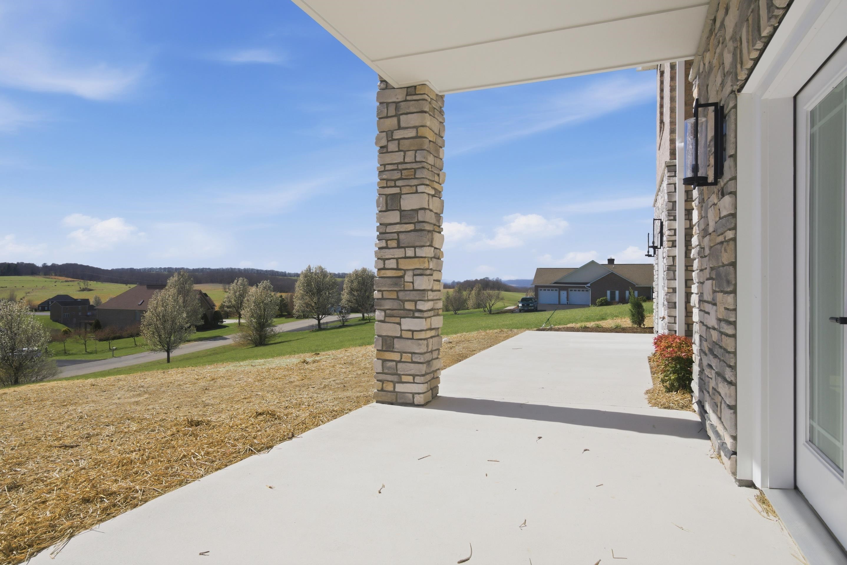 2130 Peakland Way Christiansburg VA 24073