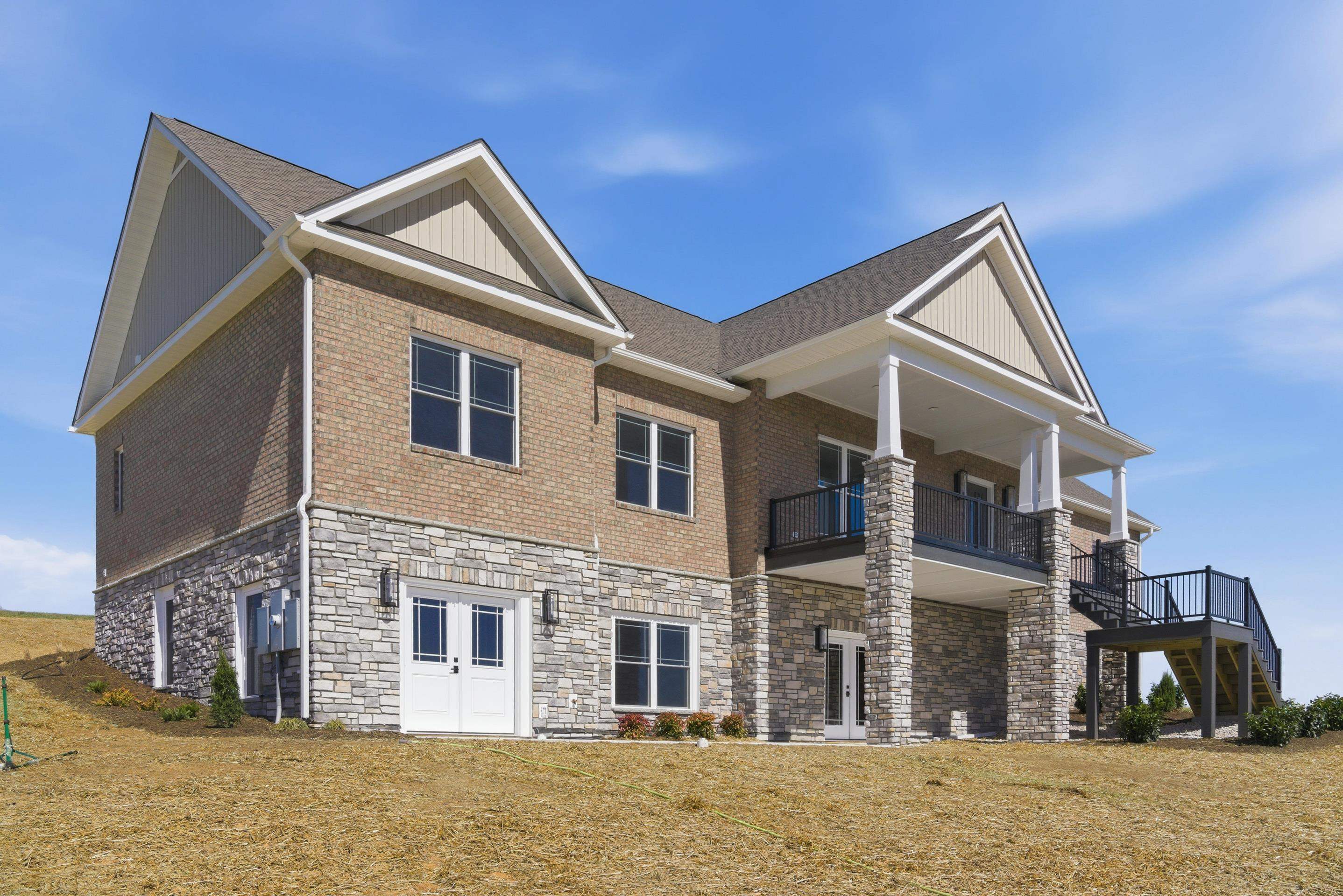 2130 Peakland Way Christiansburg VA 24073