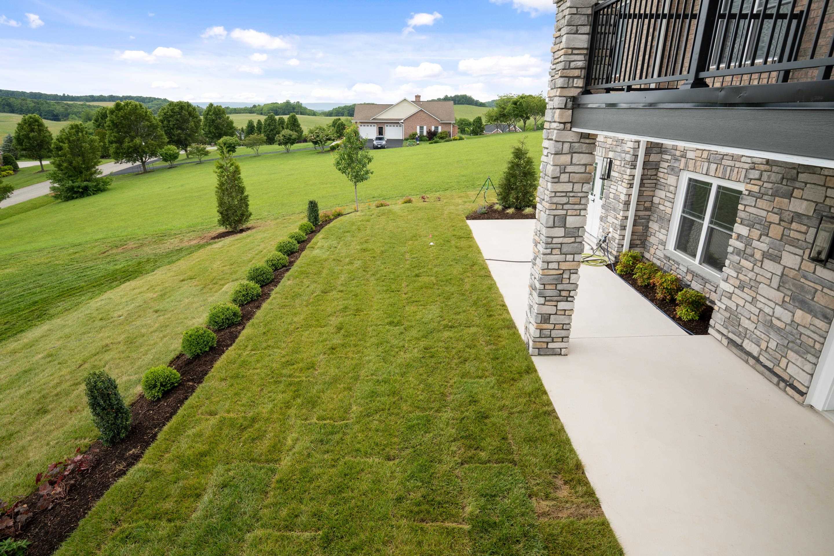 2130 Peakland Way Christiansburg VA 24073