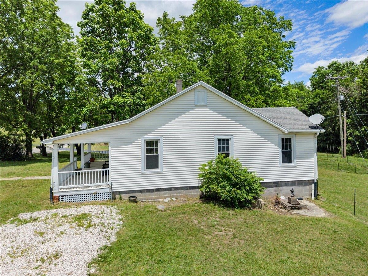310 Ivanhoe Road Max Meadows VA 24360