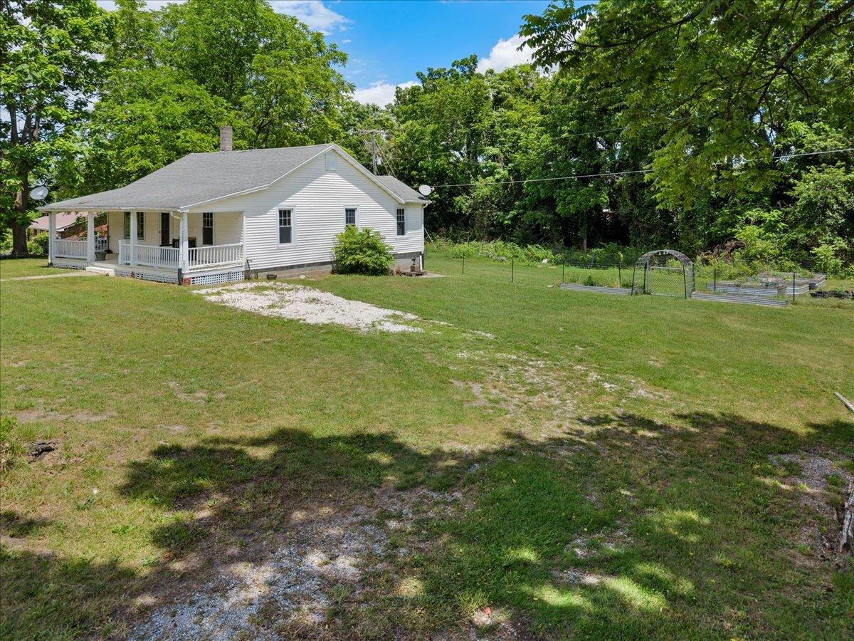 310 Ivanhoe Road Max Meadows VA 24360