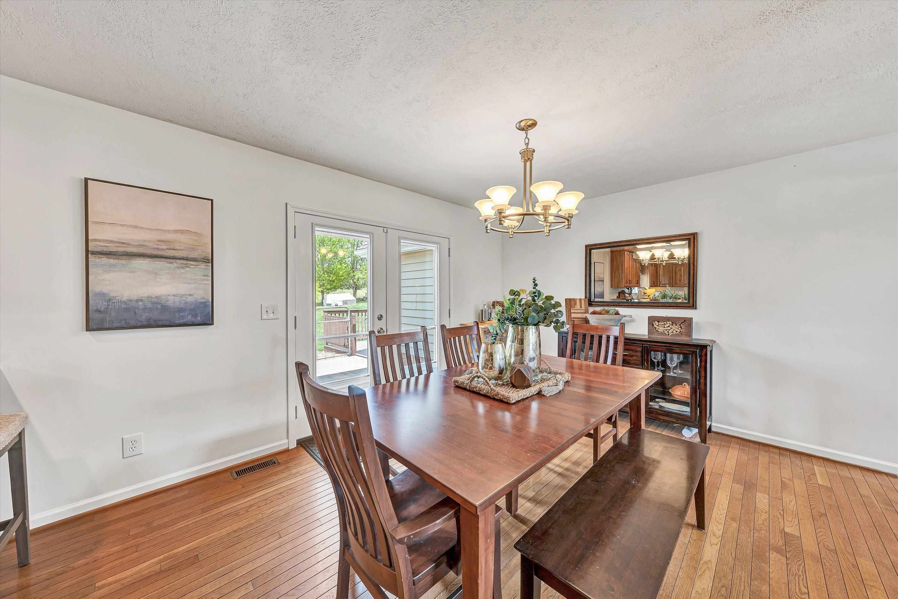 1757 Daniels Run Road NE Check VA 24072